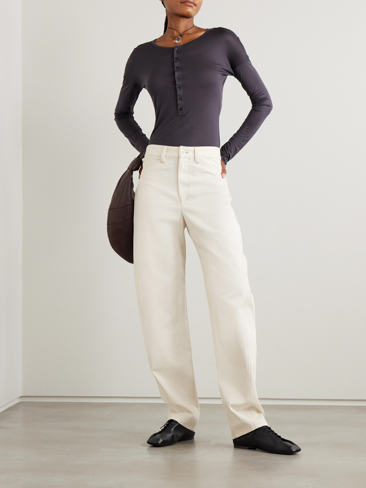 Lemaire Wide Leg Trousers With Side And Back Pockets In White