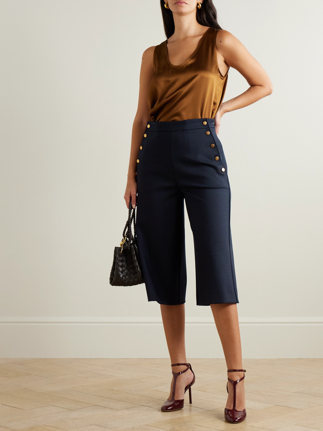 Max Mara Valdez Button-embellished Wool-blend Shorts In Blue