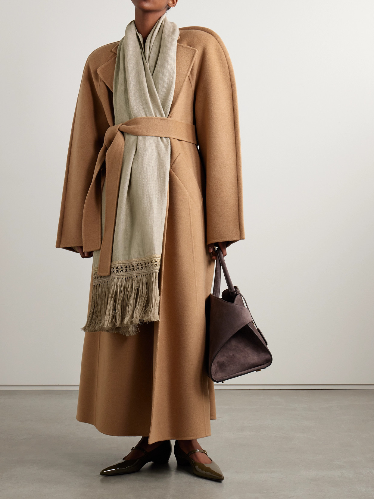 MAX MARA GRAMMO FRINGED MACRAMÉ-TRIMMED LINEN SCARF