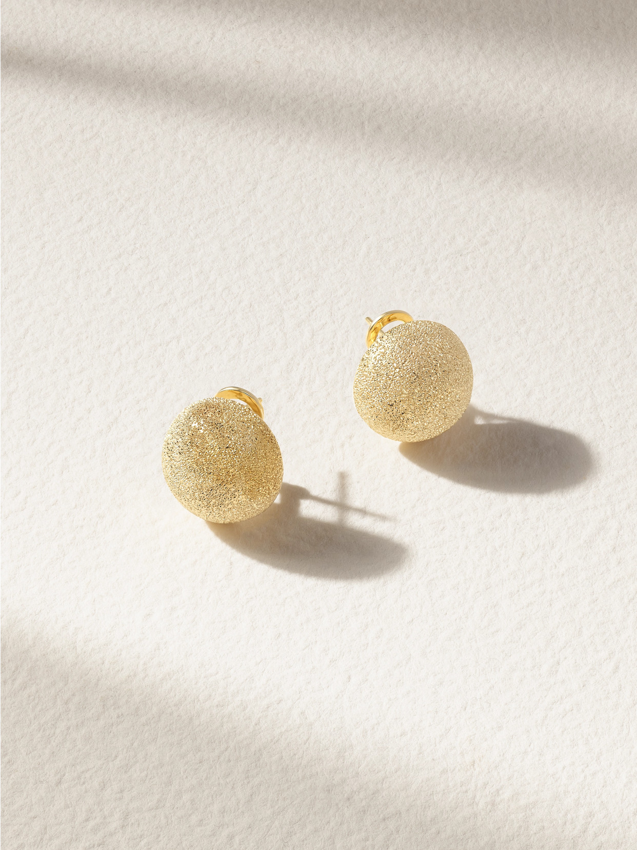 Carolina Bucci Florentine Large Button 18-karat Gold Earrings In Animal Print