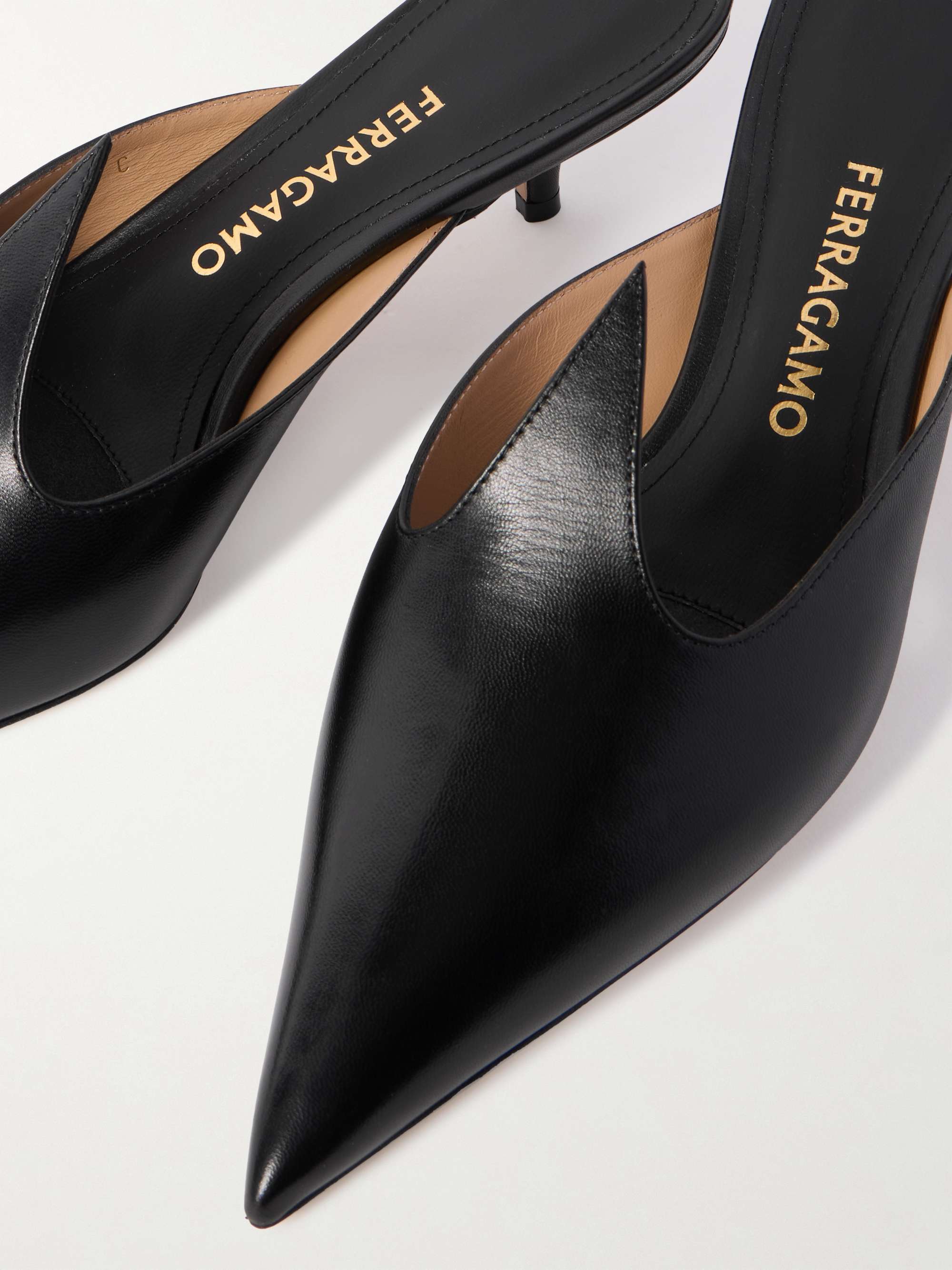 FERRAGAMO 