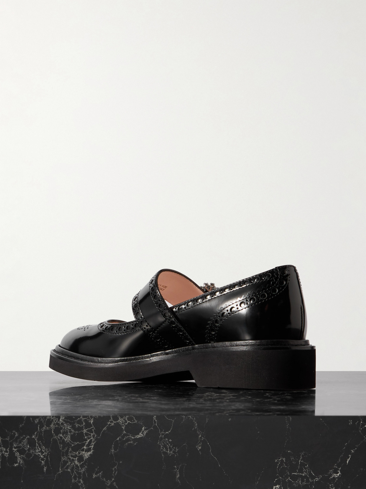 Roger Vivier Shoes In Black