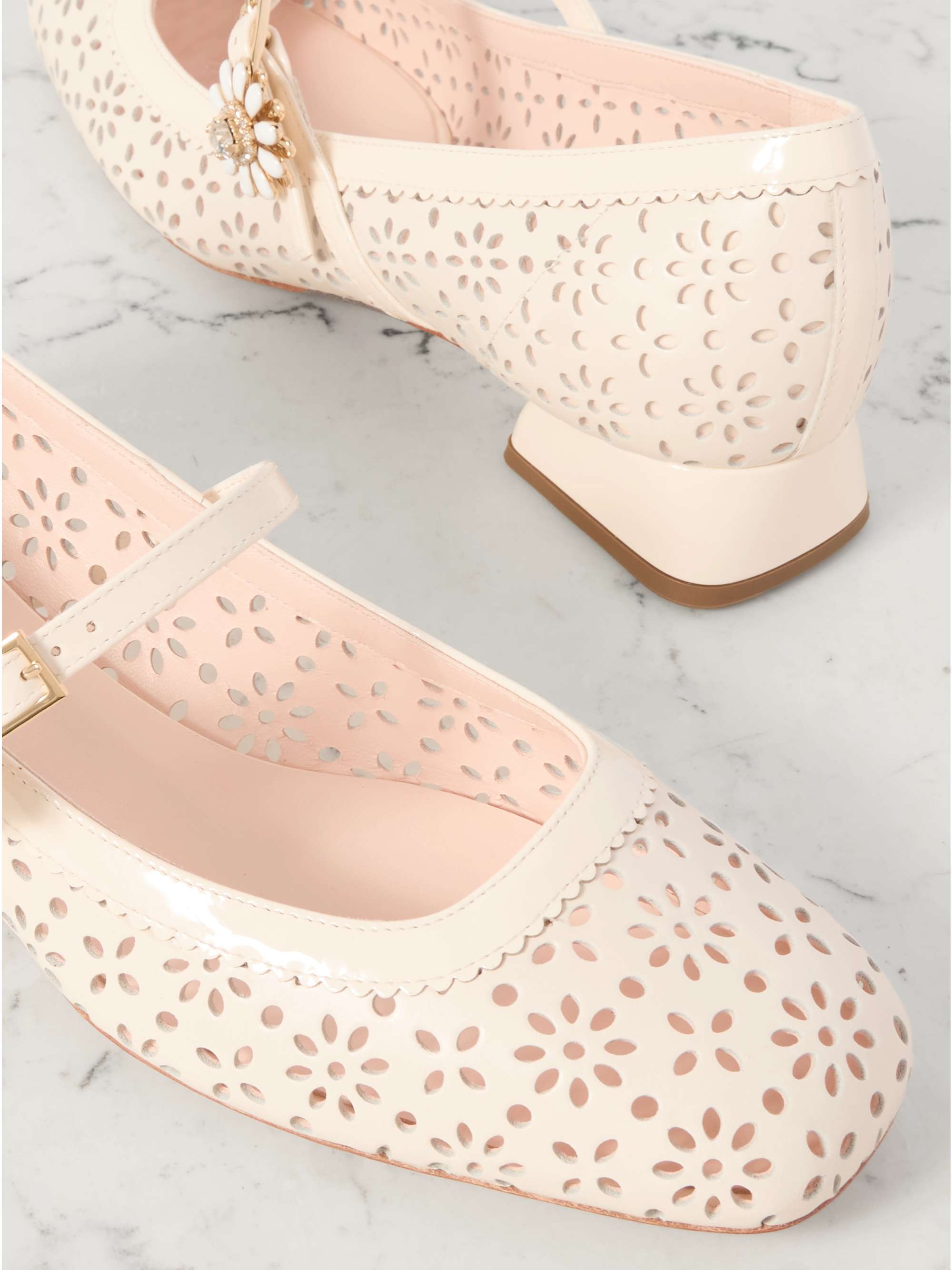 ROGER VIVIER 