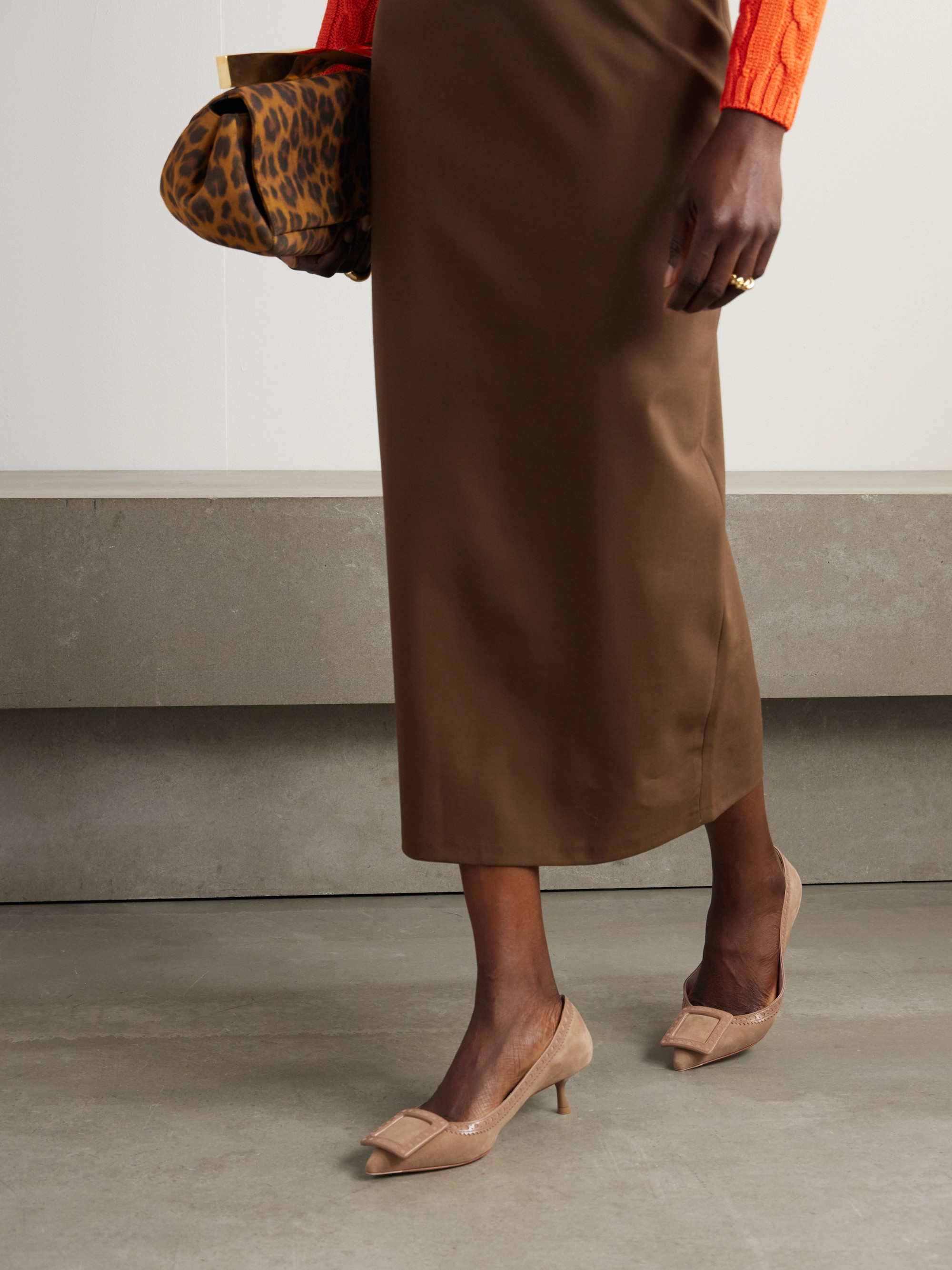 ROGER VIVIER - Viv In The City 45 perforated leather-trimmed suede