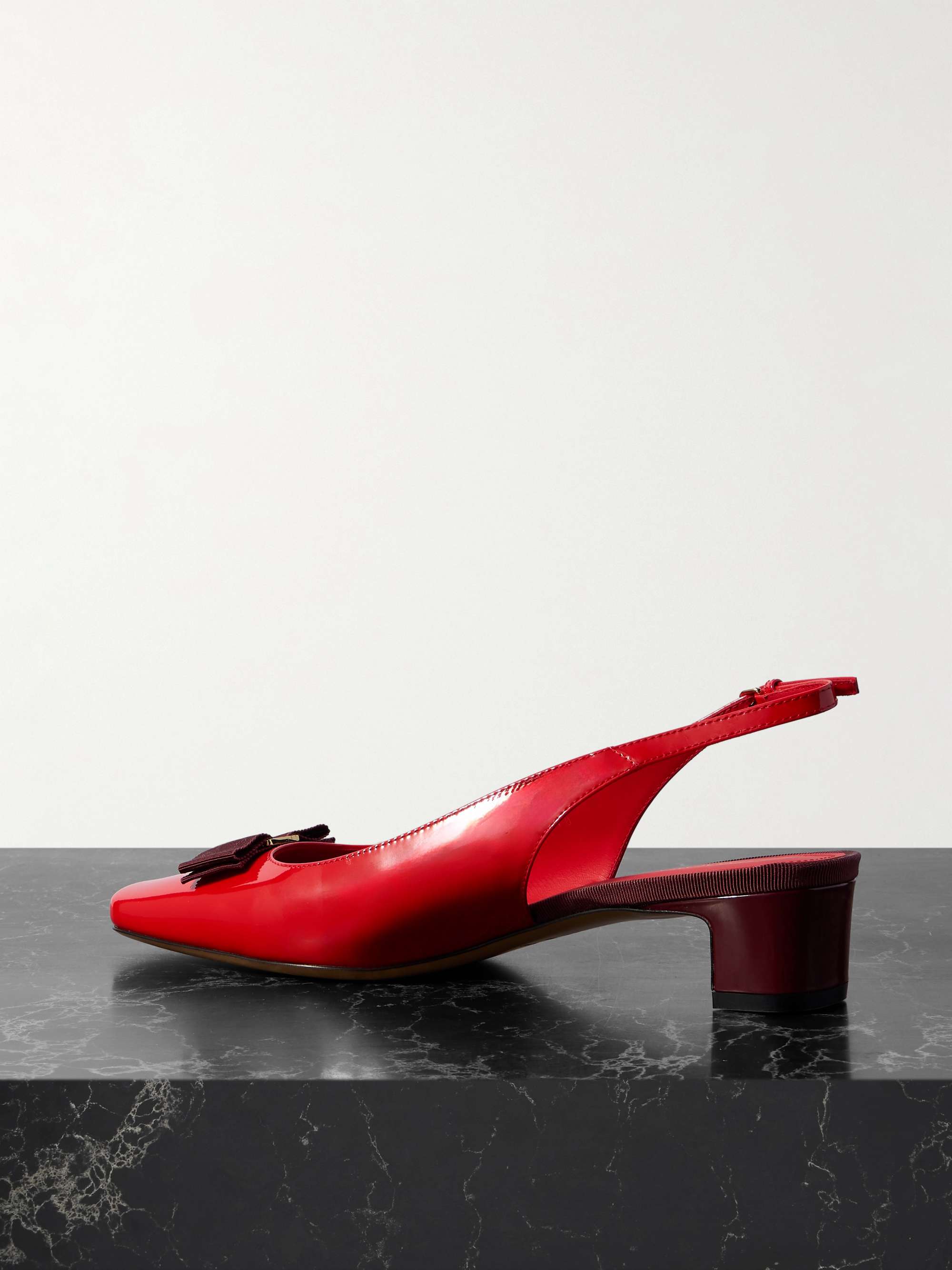 FERRAGAMO 