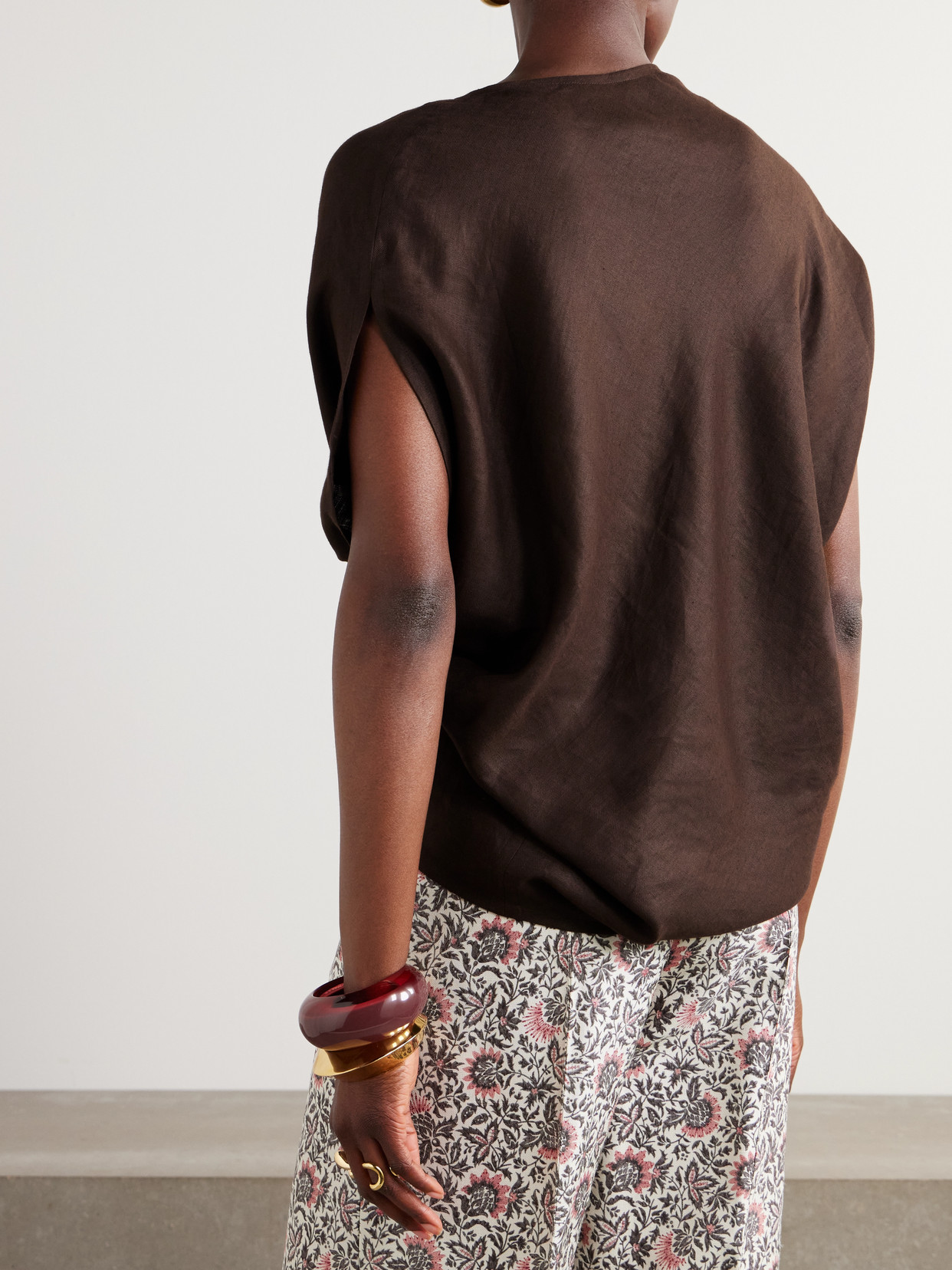 Loro Piana Gaia Asymmetric Linen Blouse In Brown