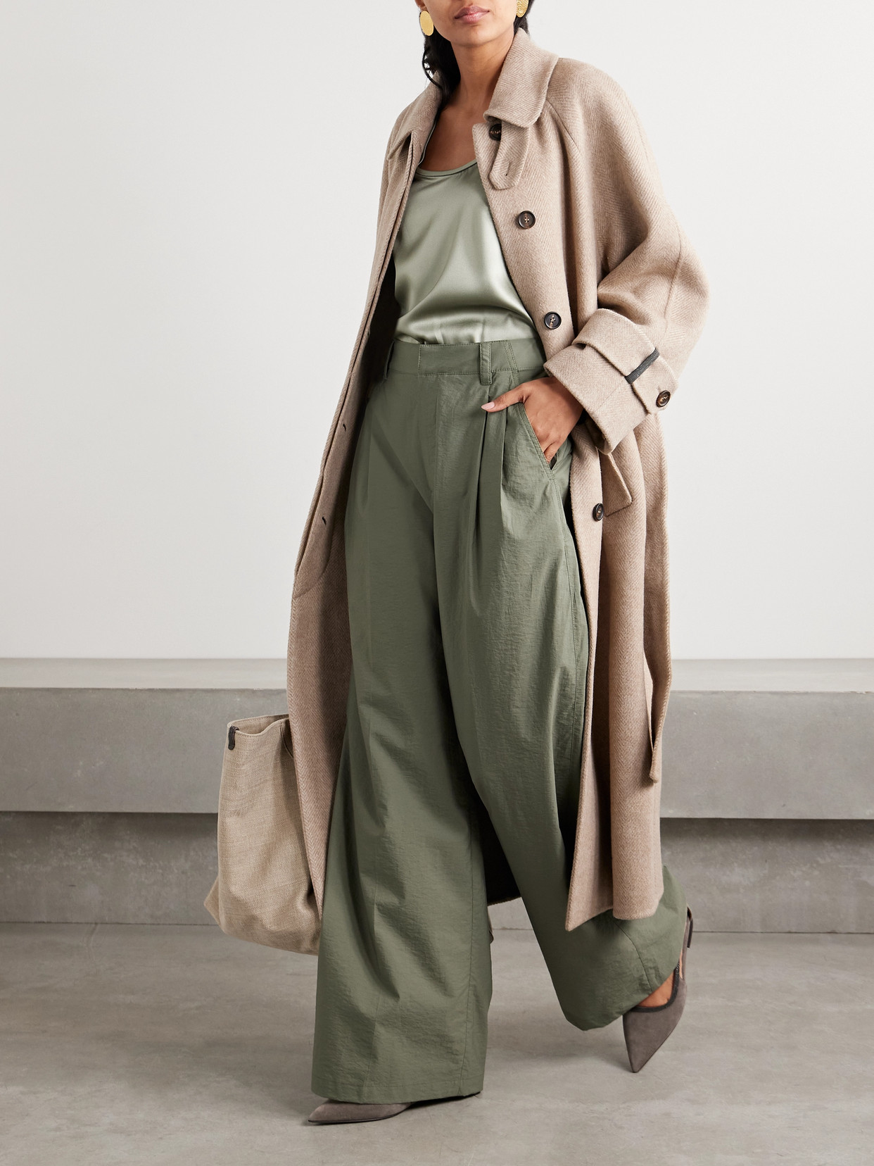 Brunello Cucinelli Pleated Cotton-blend Shell Wide-leg Pants In Green