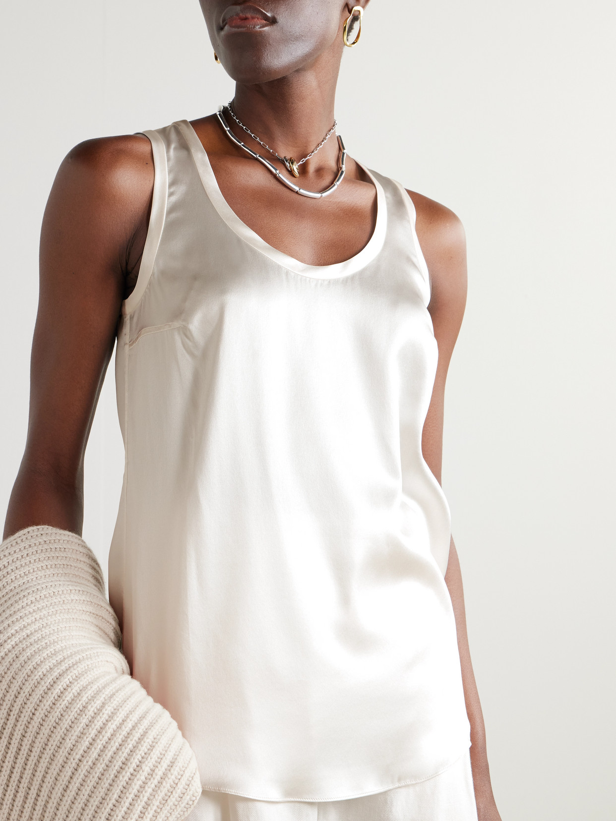 Brunello Cucinelli Silk-blend Satin Tank In Off-white