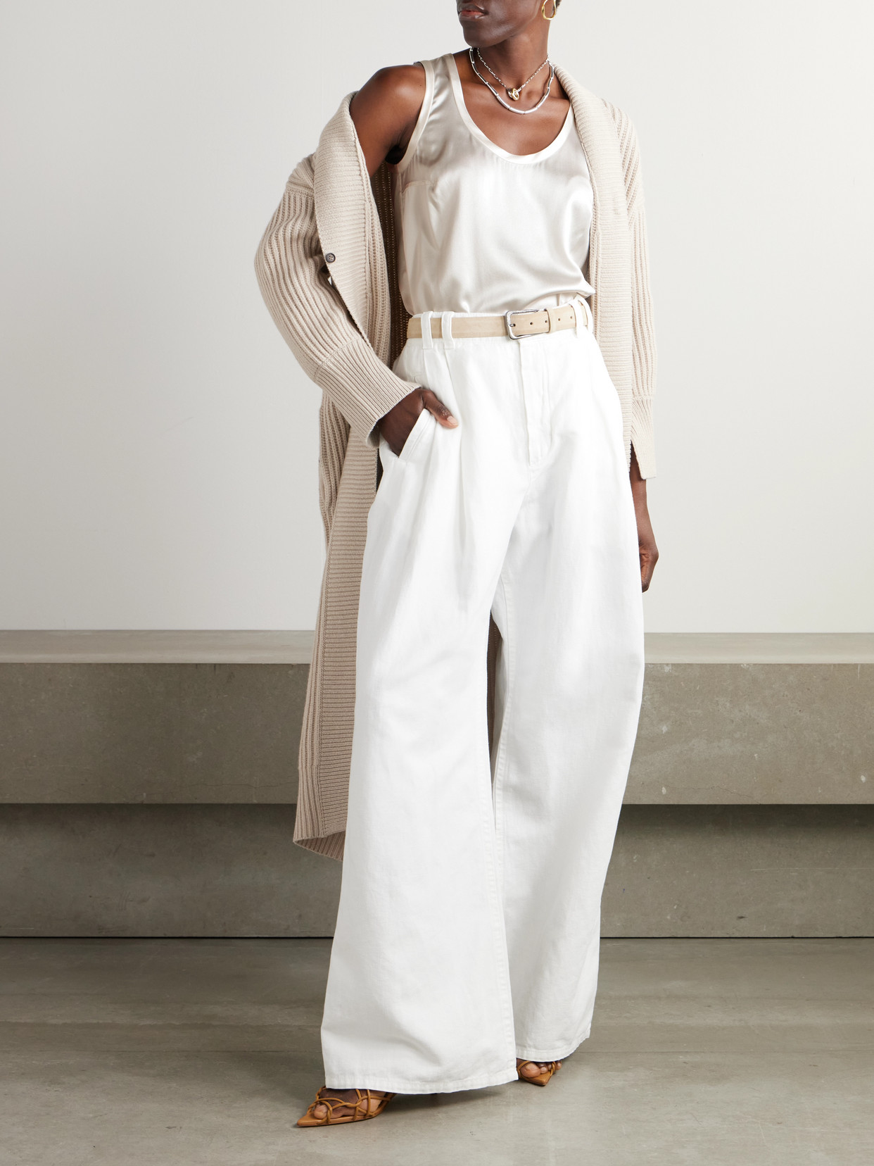 Brunello Cucinelli Silk-blend Satin Tank In Off-white