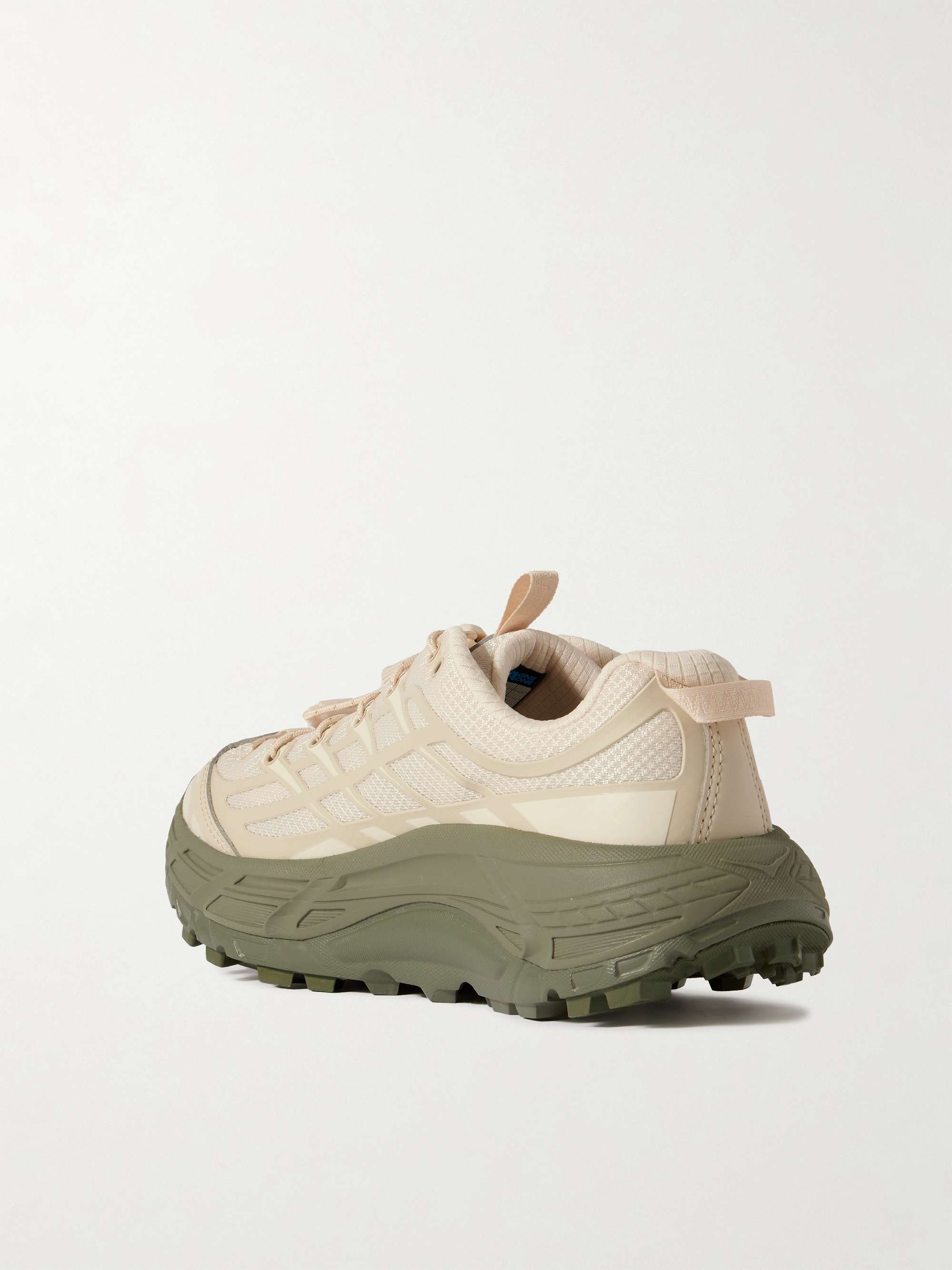 HOKA ONE ONE 
