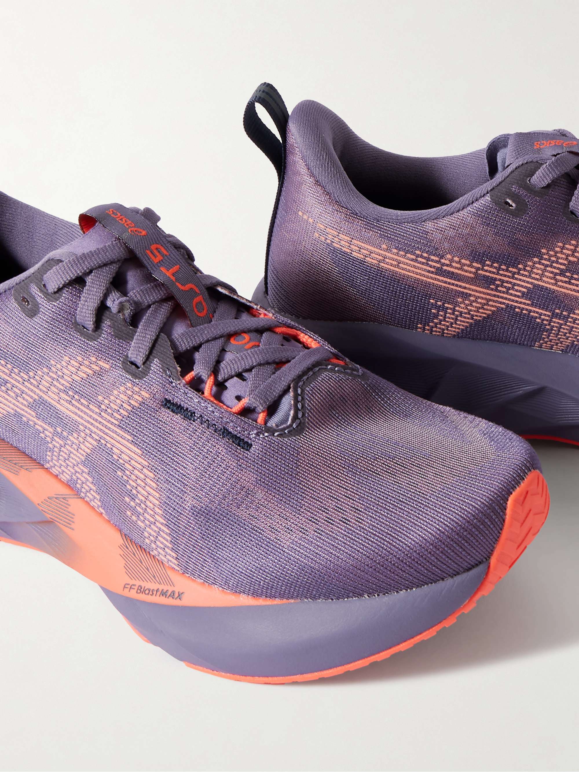 ASICS 