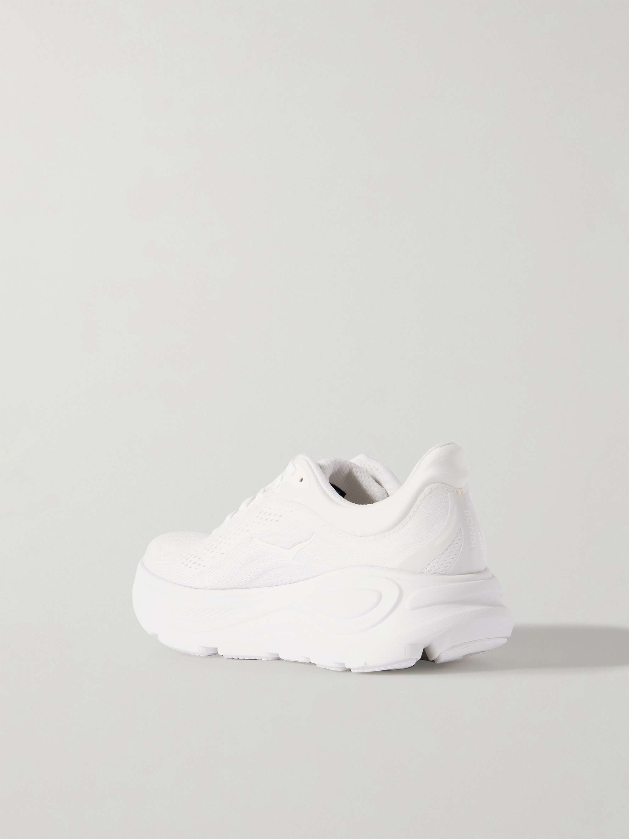 HOKA ONE ONE 