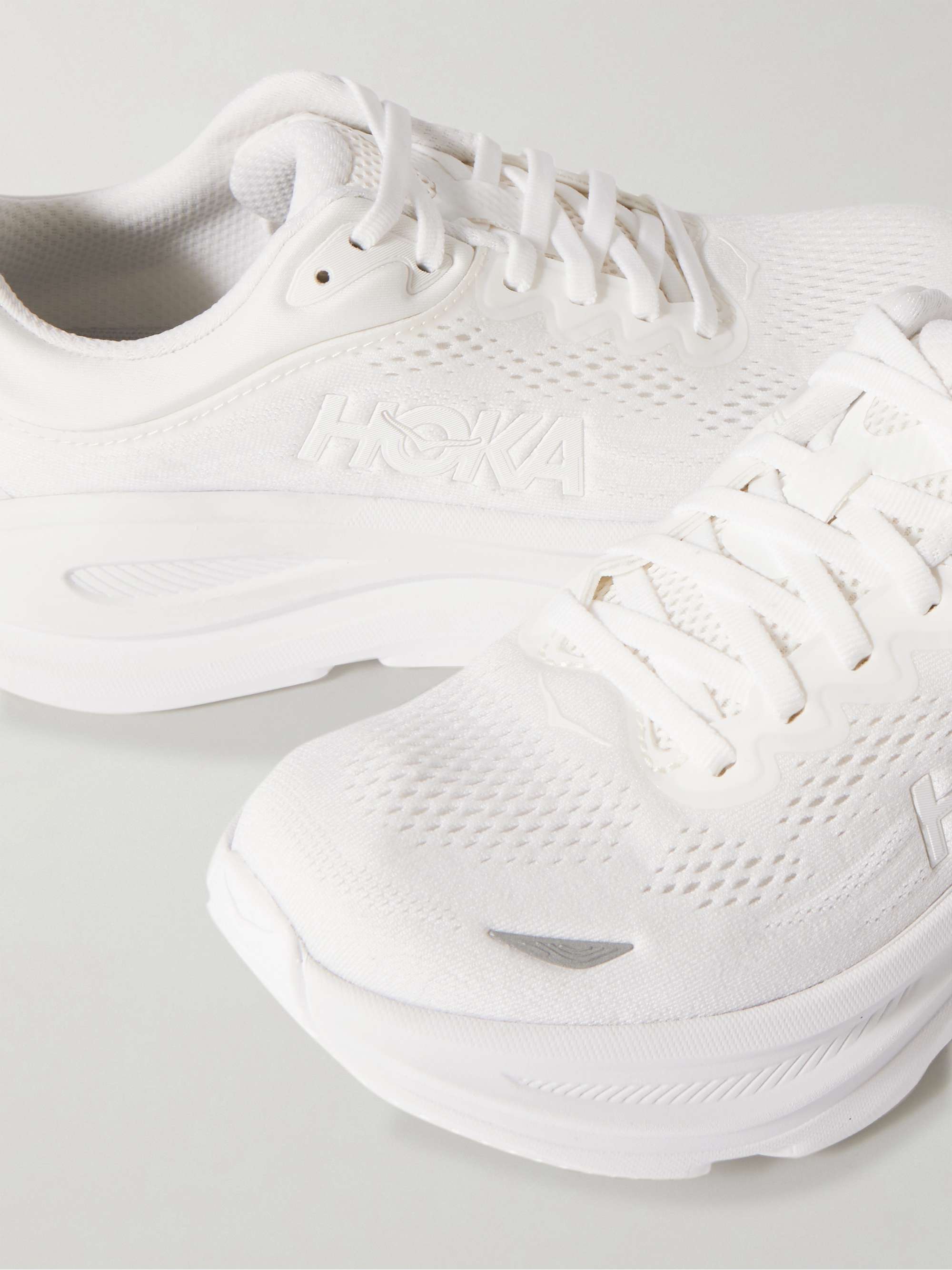 HOKA ONE ONE 