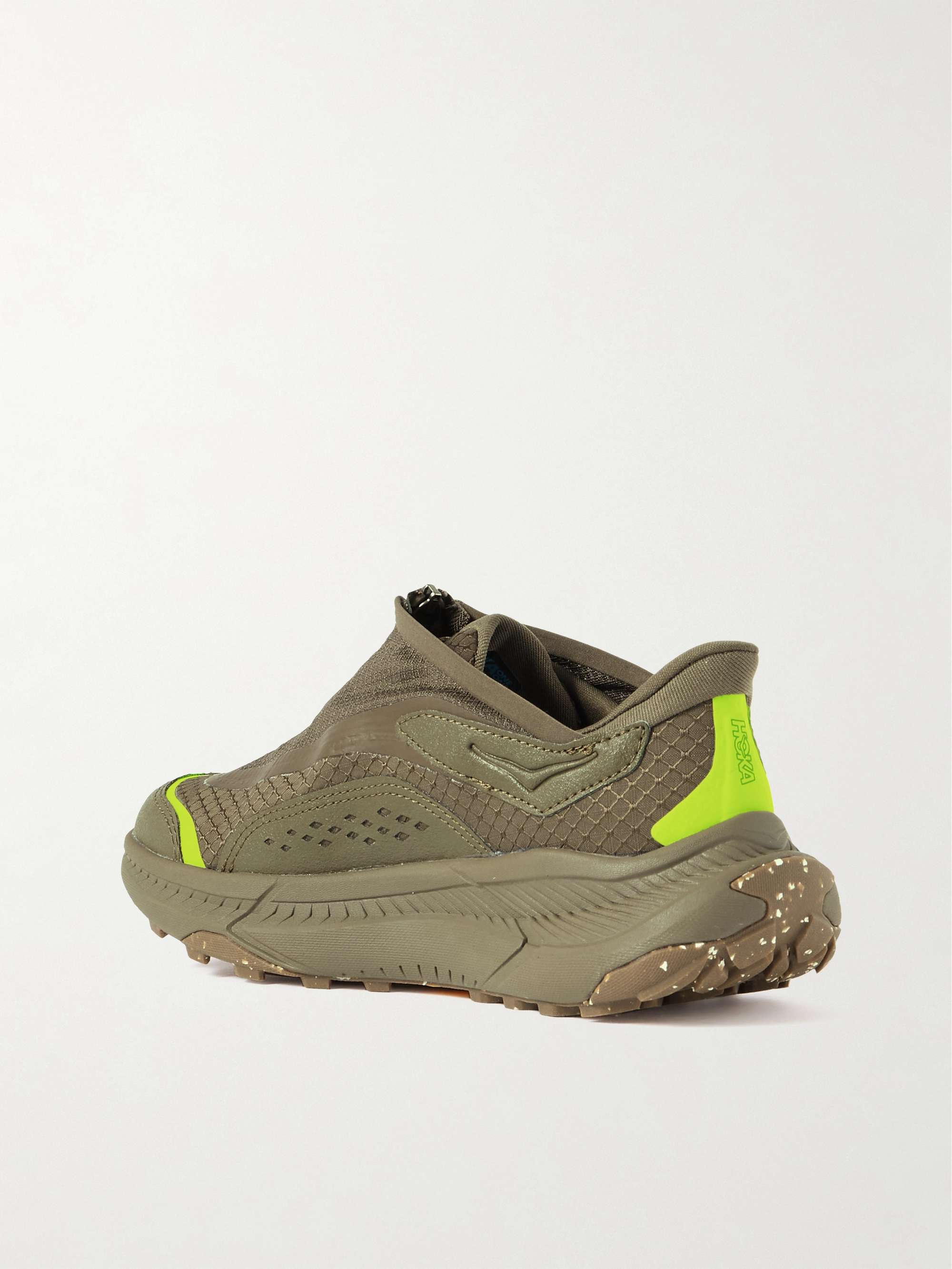 HOKA ONE ONE 