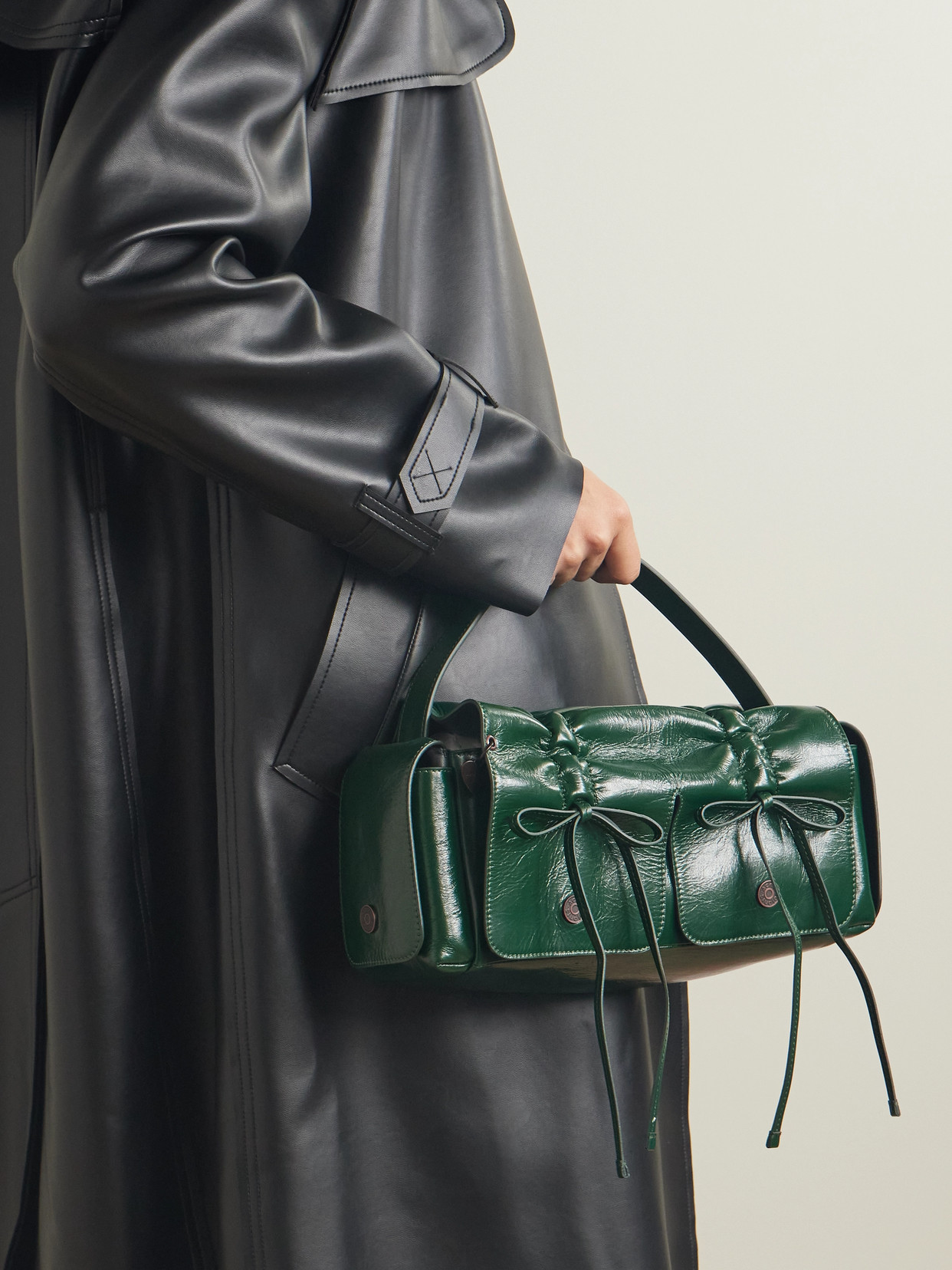 Acne Studios Multipocket Bow-detailed Embellished Leather Shoulder Bag In Green