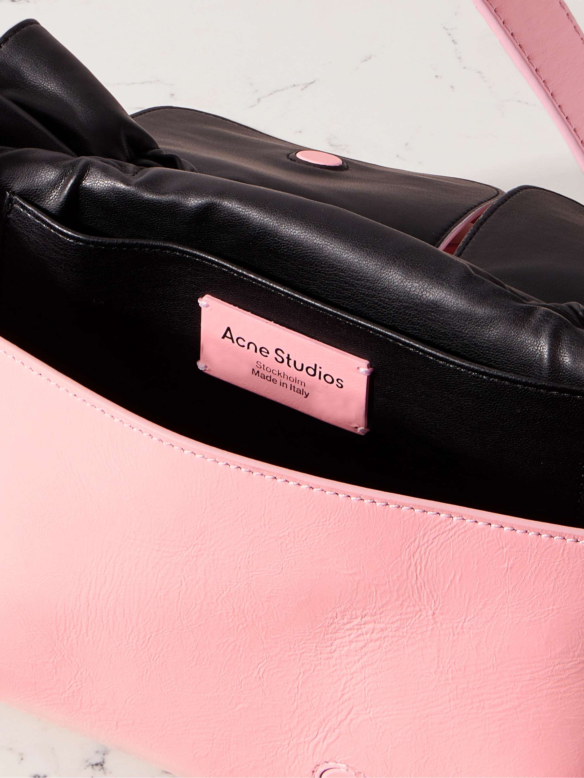 ACNE STUDIOS Multipocket レザー ショルダーバッグ リボン付き