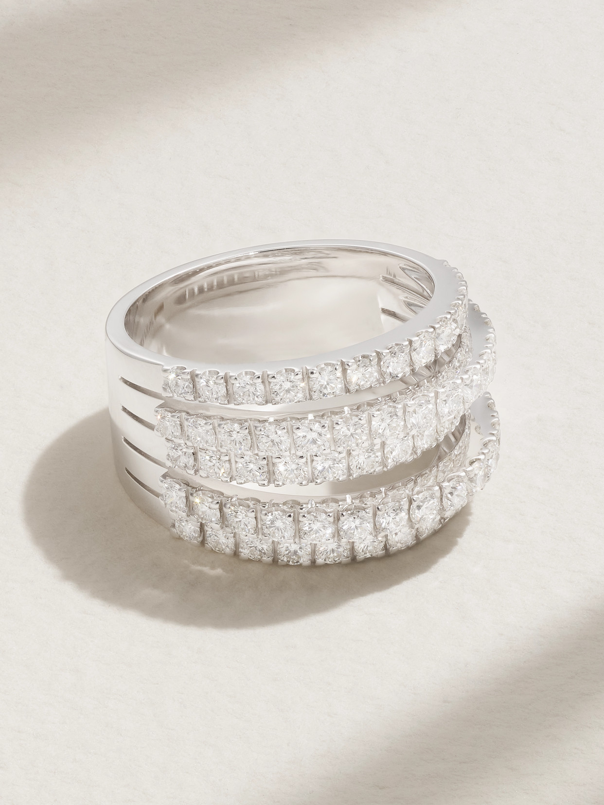 De Beers Jewellers 5-line 18-karat White Gold Diamond Ring In Silver