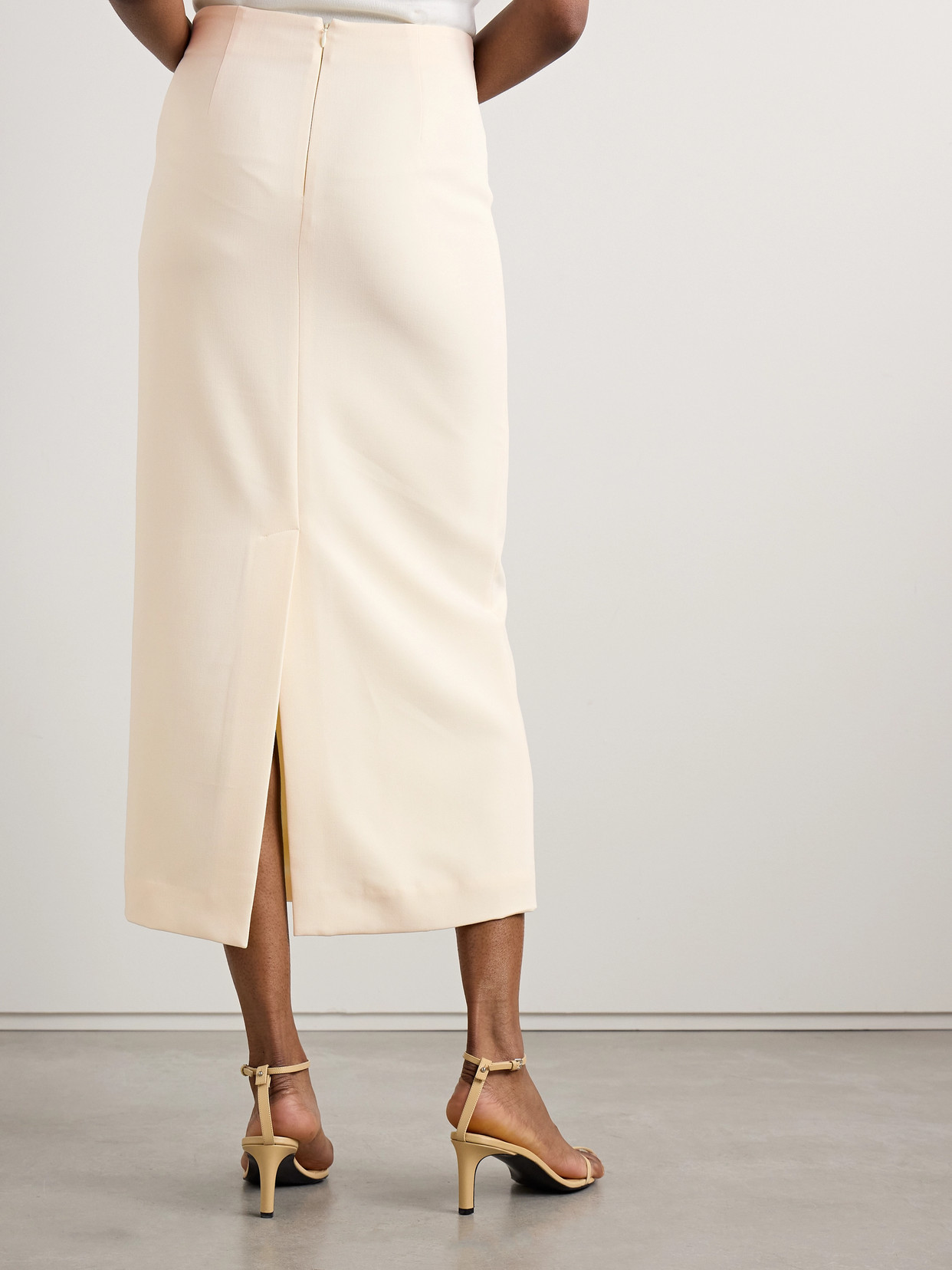 Staud Tailored Skirt With Slit And Pockets In Ecru