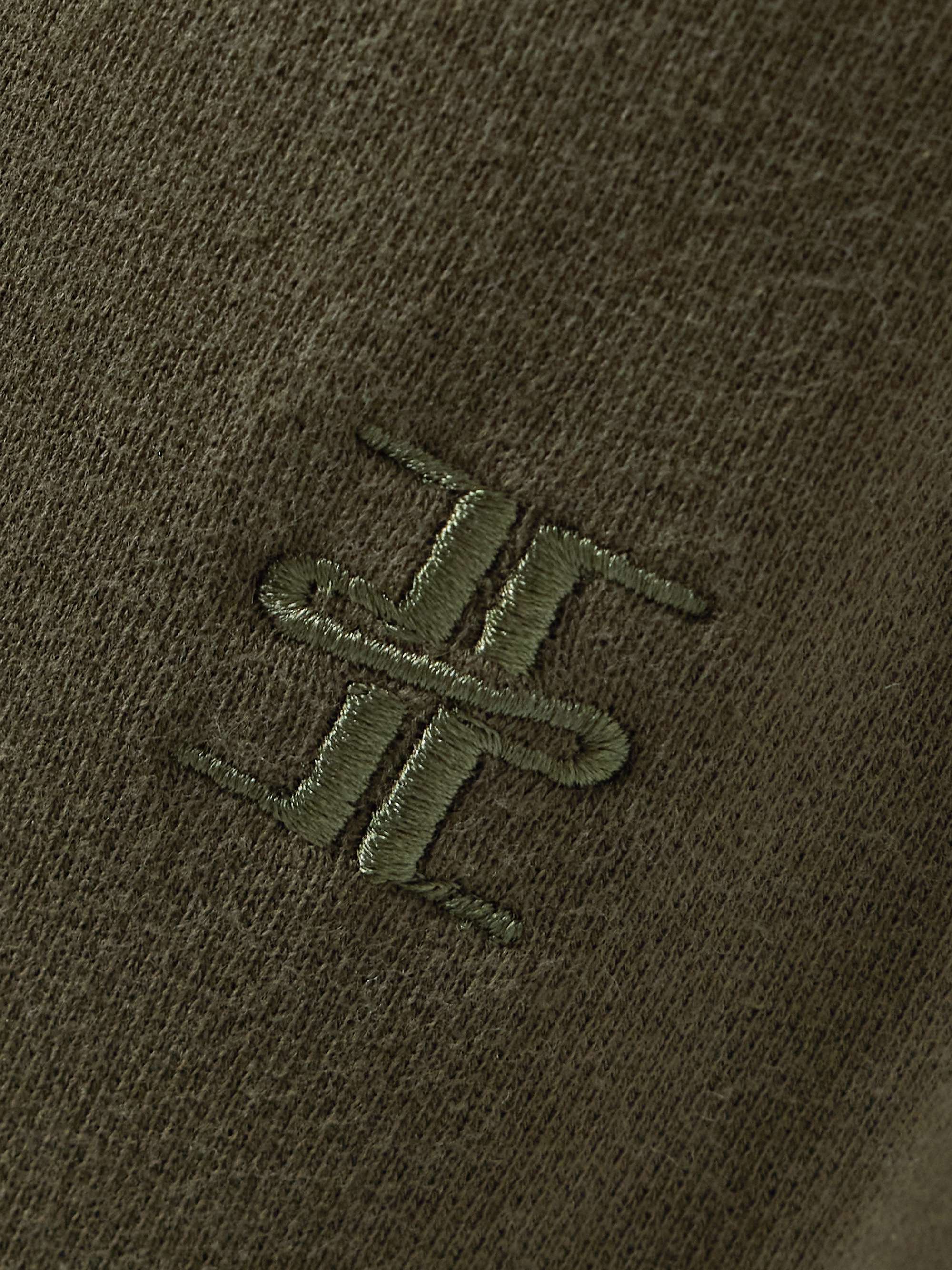 ÉTERNE 