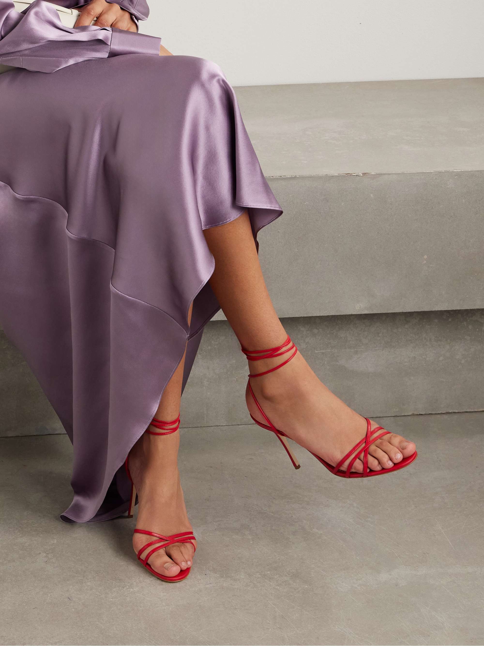 MANOLO BLAHNIK 