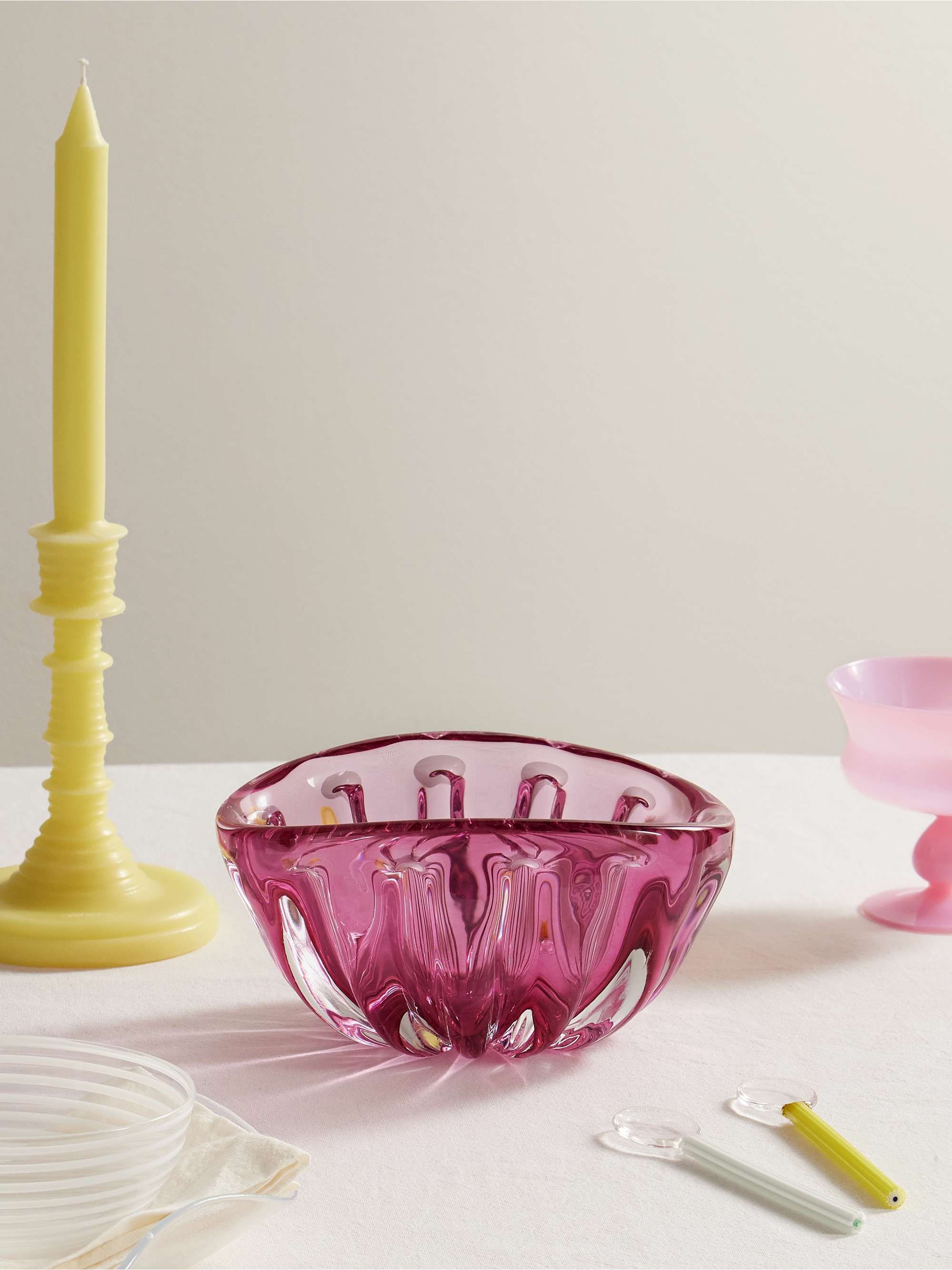 YALI GLASS 