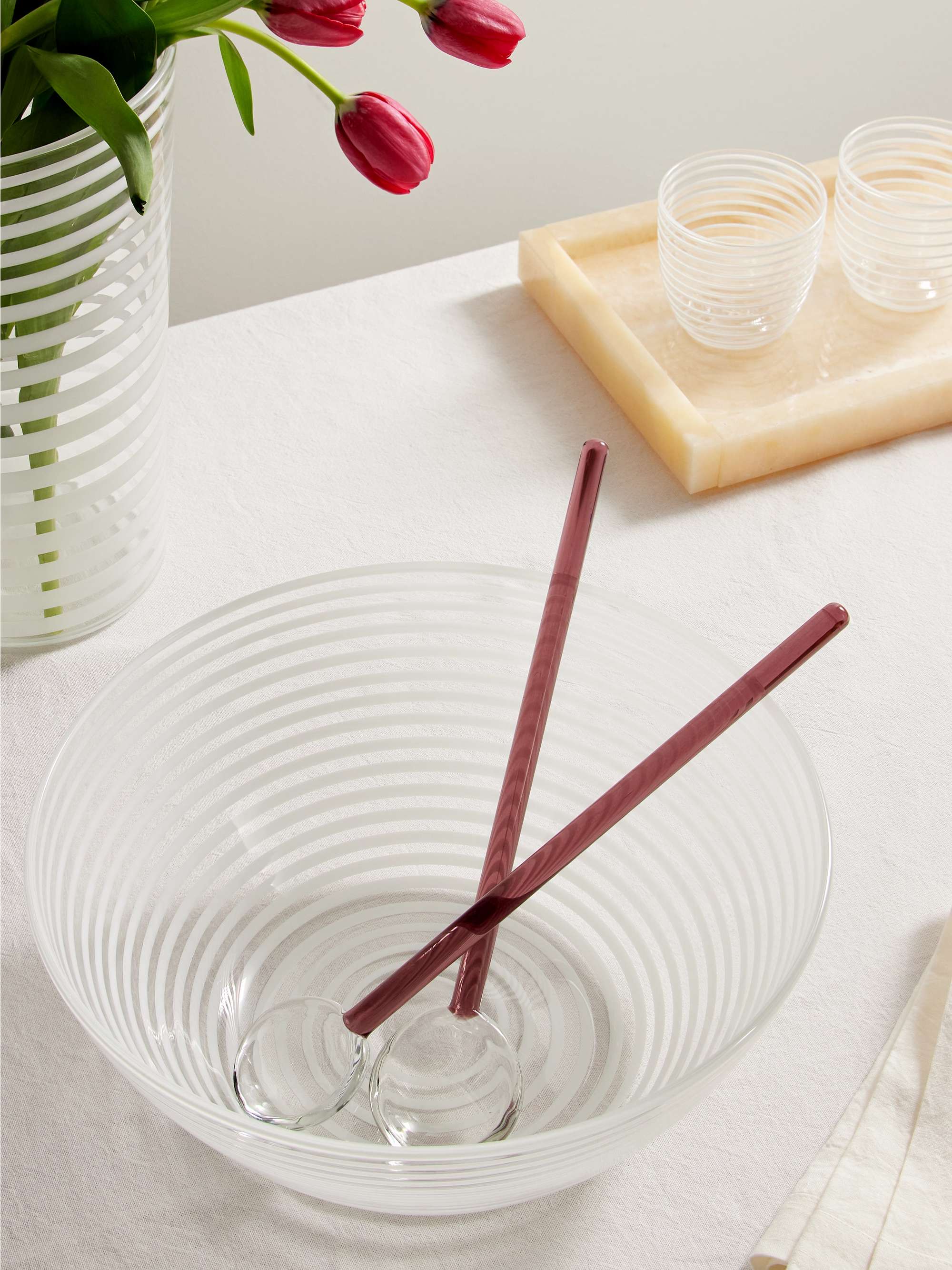 YALI GLASS 