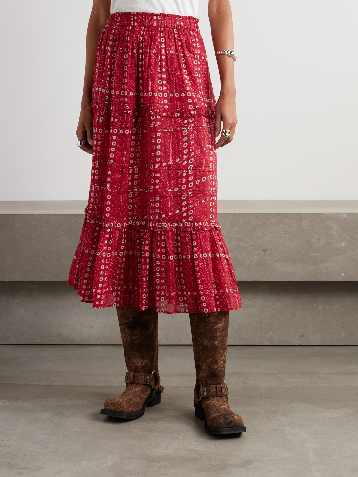 Shop Isabel Marant Étoile Diya Tiered Printed Cotton-voile Midi Skirt In Red
