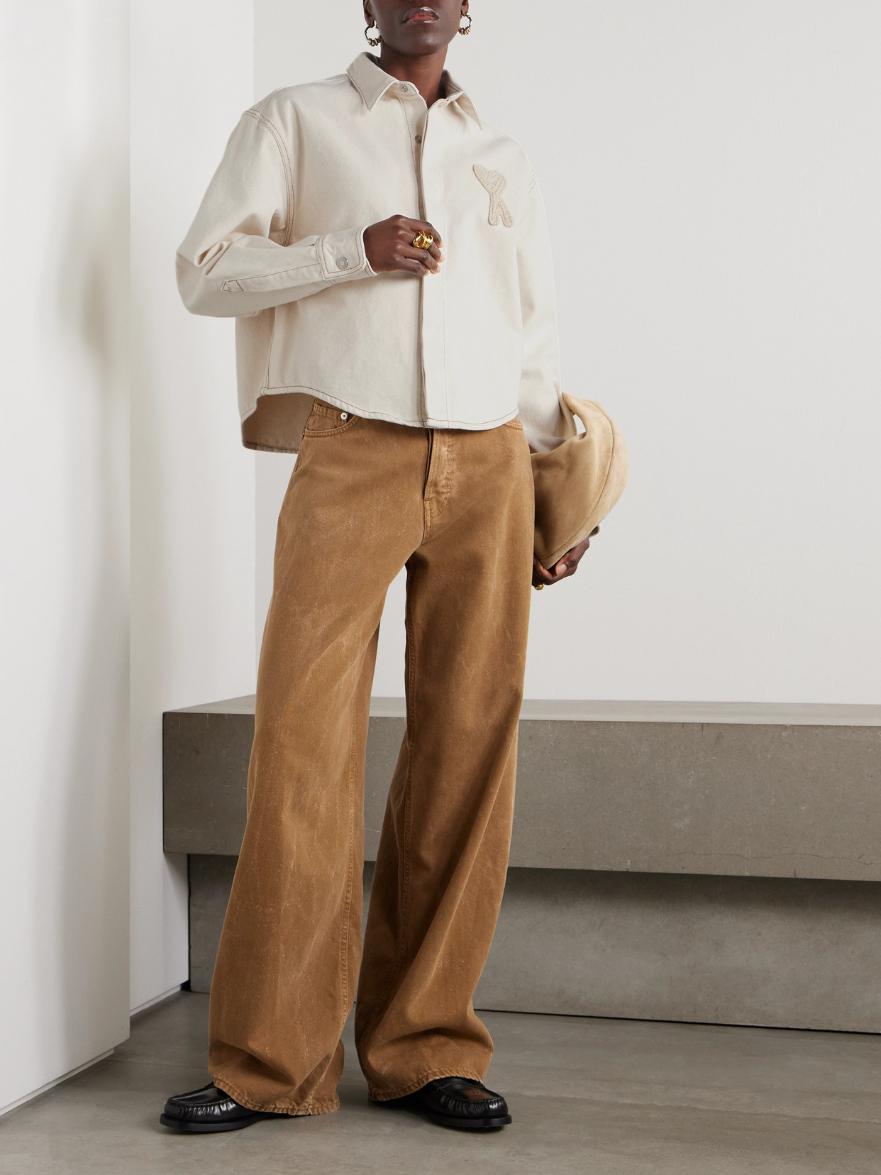 Ami Alexandre Mattiussi Adc Embroidered Cotton-twill Cropped Shirt In White