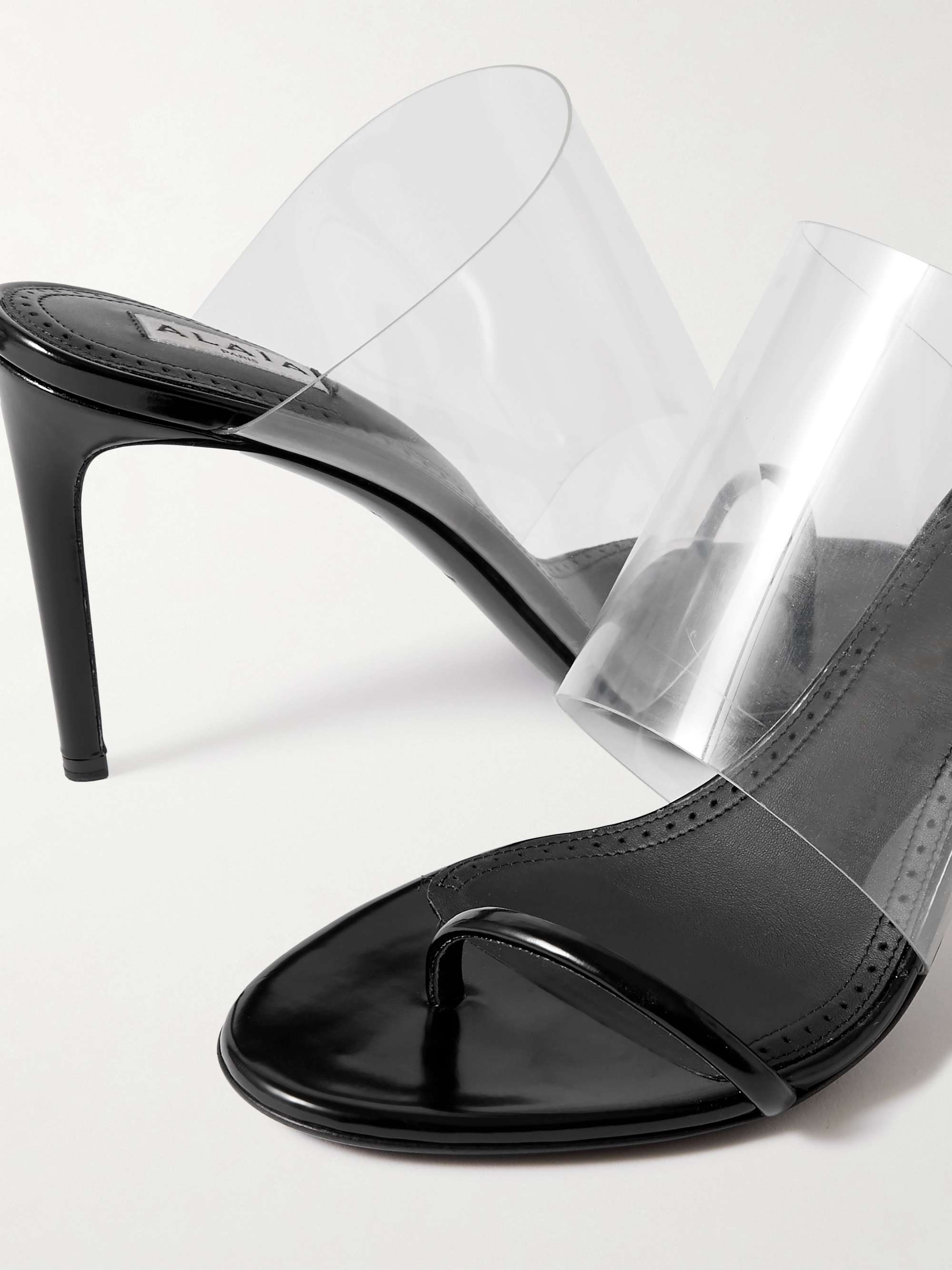 ALAÏA CHERRY DECOLLETE PUMPS IN PATENT LEATHER |ALAÏA US