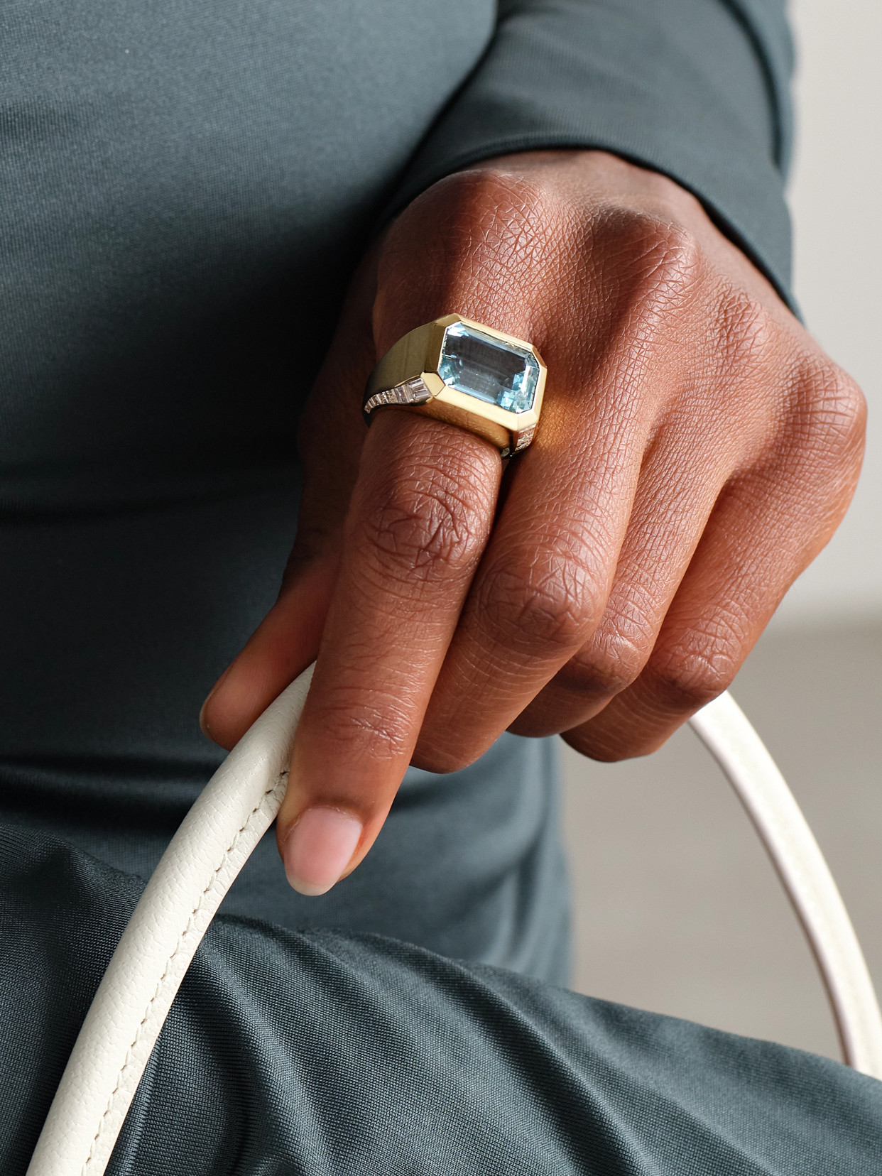 Gemella Cascade 18-karat Gold, Aquamarine And Diamond Ring In Blue