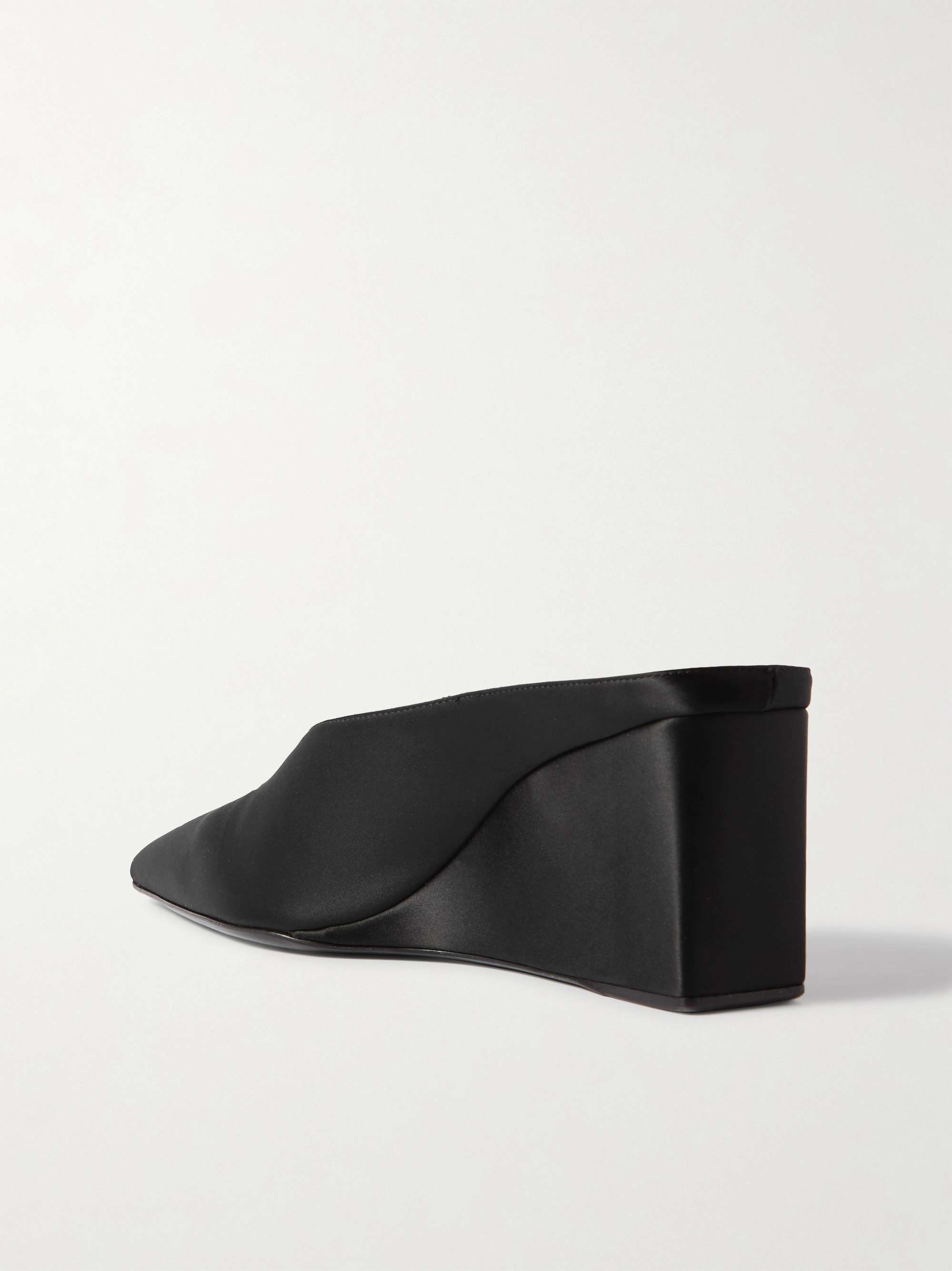 ALAÏA 
