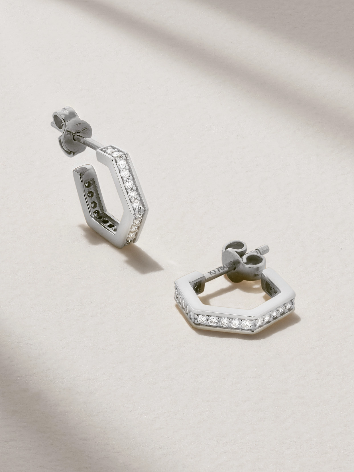 KOLOURS JEWELRY - Hexagon Small 18-karat White Gold Diamond Hoop Earrings - Silver