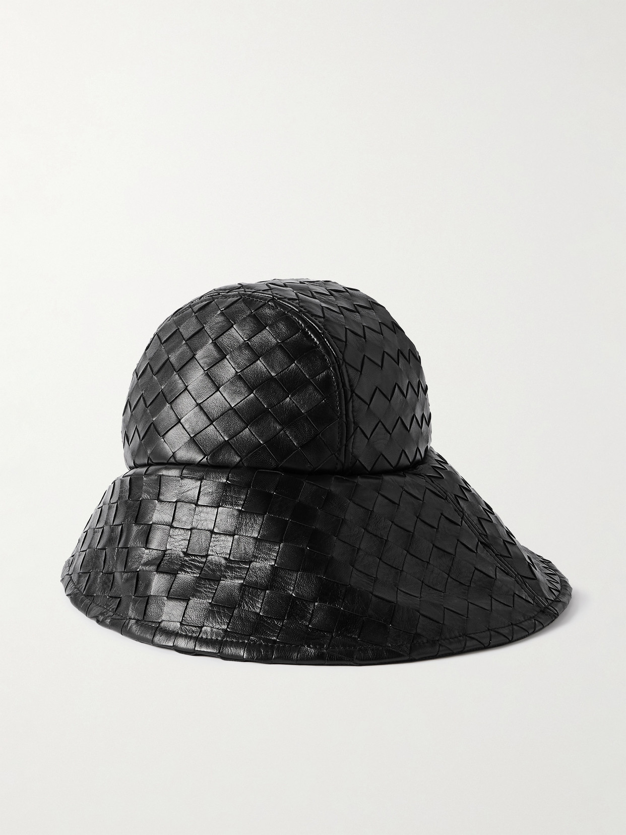 BOTTEGA VENETA INTRECCIATO LEATHER BUCKET HAT 