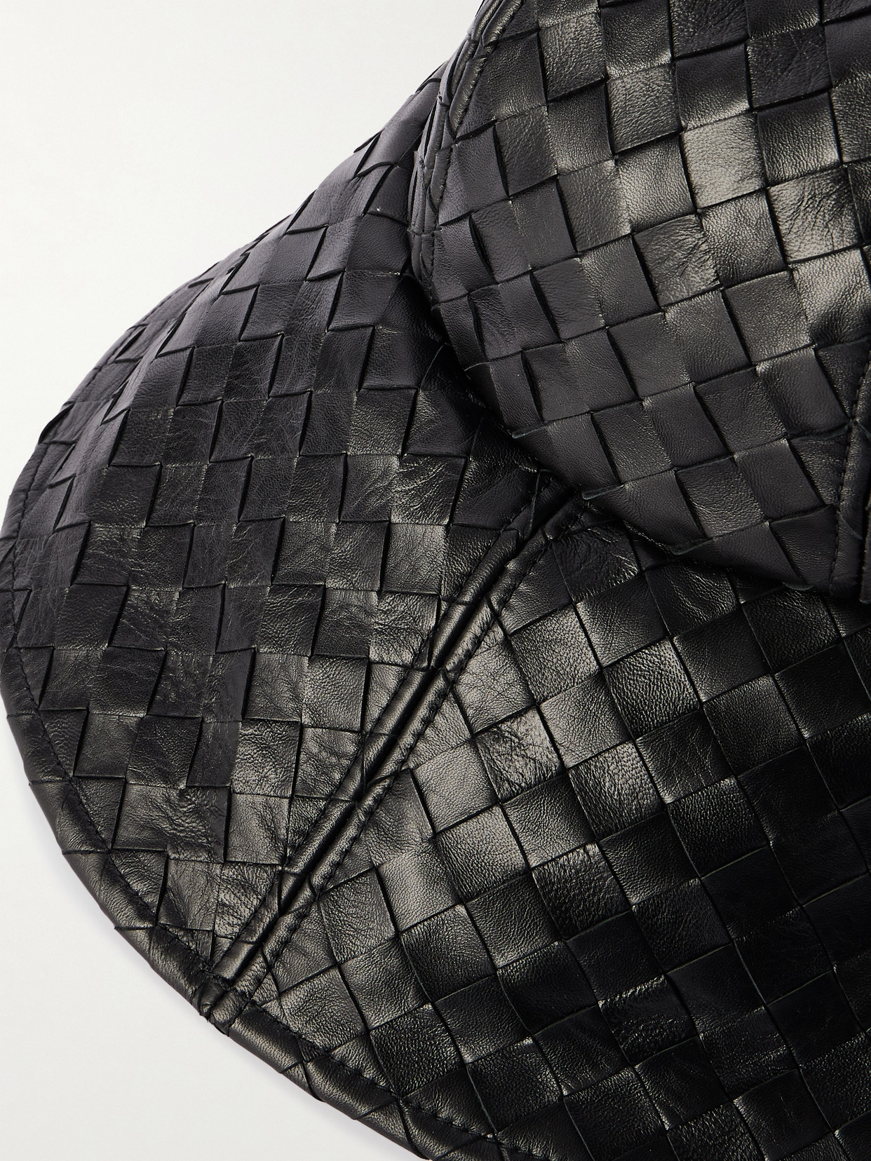 BOTTEGA VENETA INTRECCIATO LEATHER BUCKET HAT 
