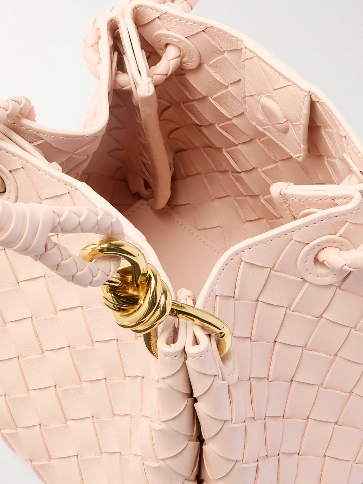 Bottega Veneta Parachute Small Intrecciato Leather Shoulder Bag In Pink