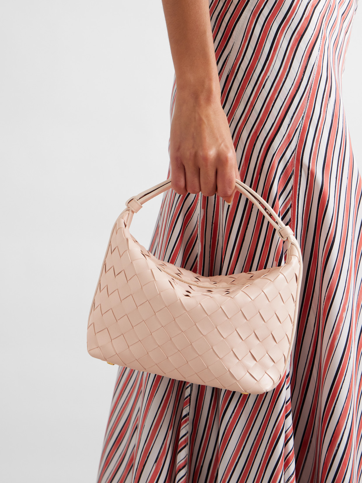 Bottega Veneta Wallace Small Intrecciato Leather Shoulder Bag In Pink