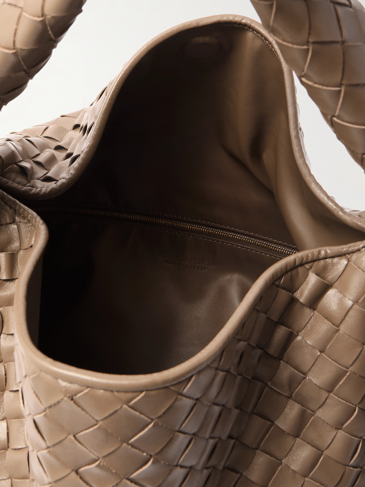 Hop Large Intrecciato Leather Tote
