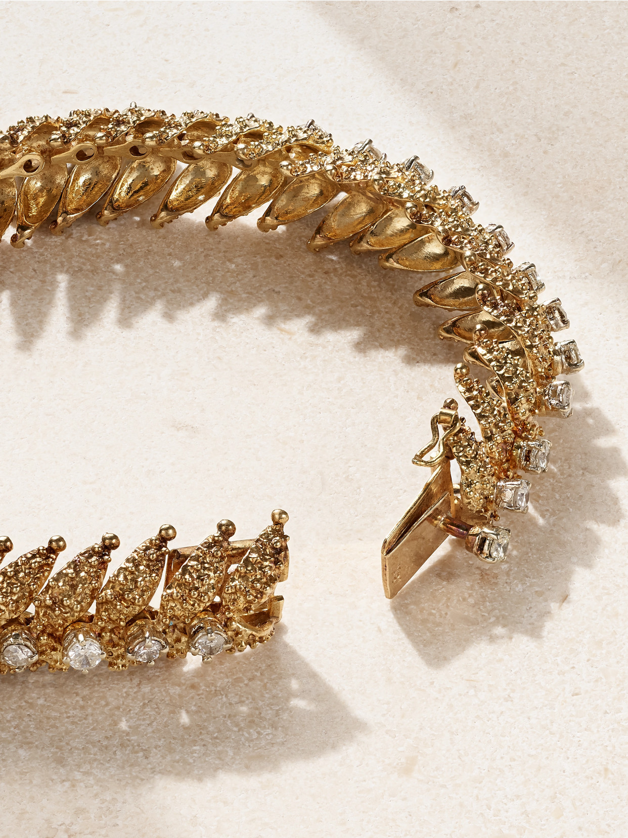 Stephanie Windsor Vintage 1980s 18-karat Gold Diamond Bracelet In Gold