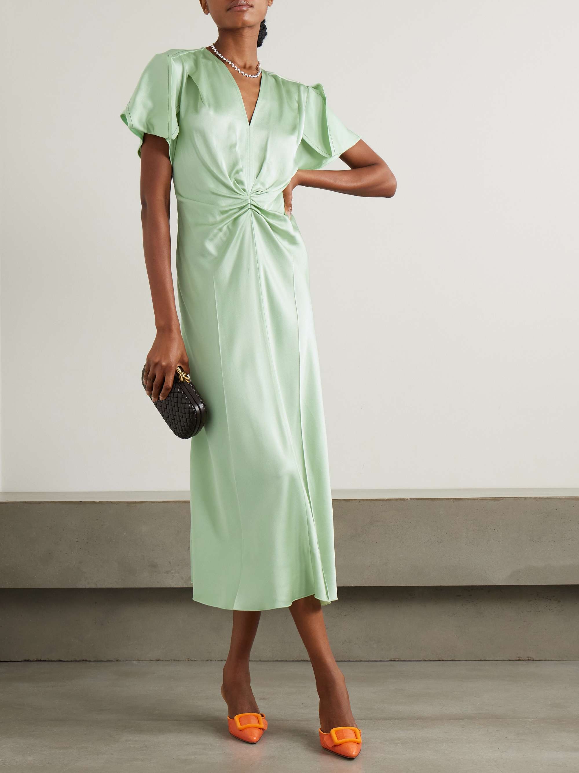 VICTORIA BECKHAM 
