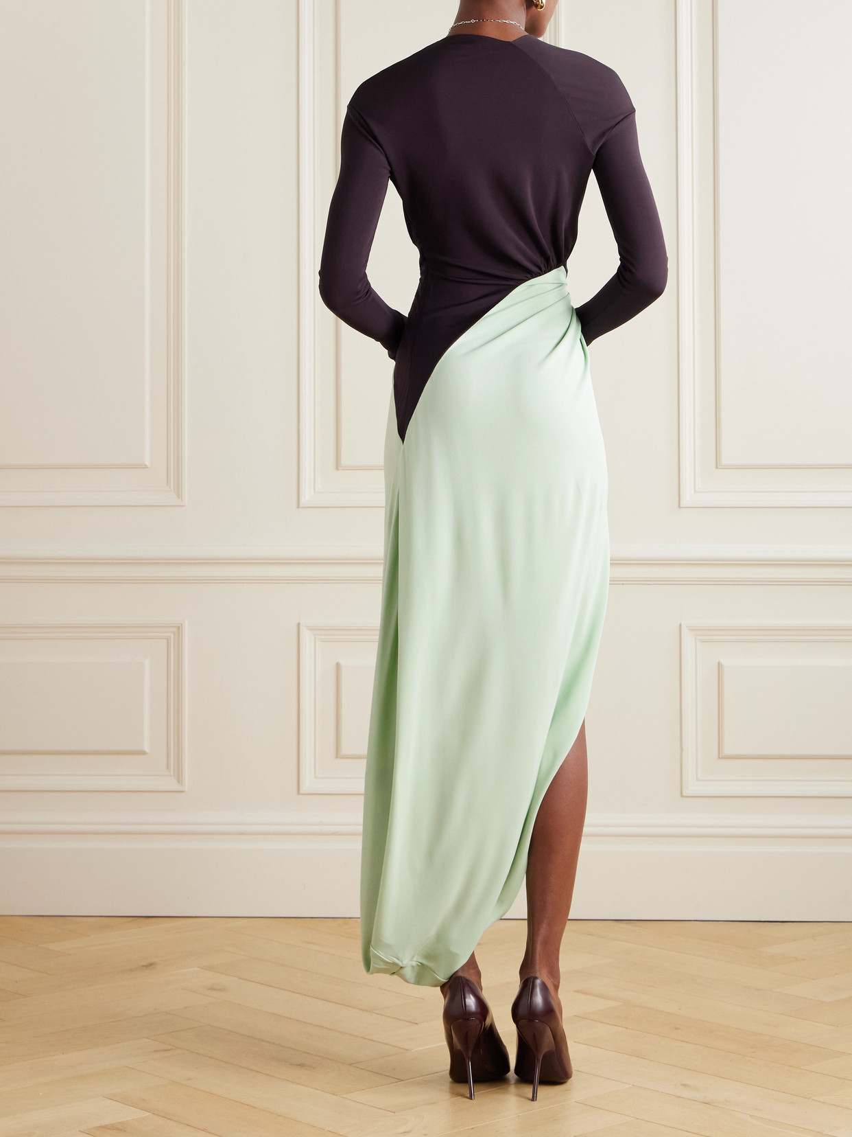 Victoria Beckham Colorblock Knot Detail Jersey Gown In Purple
