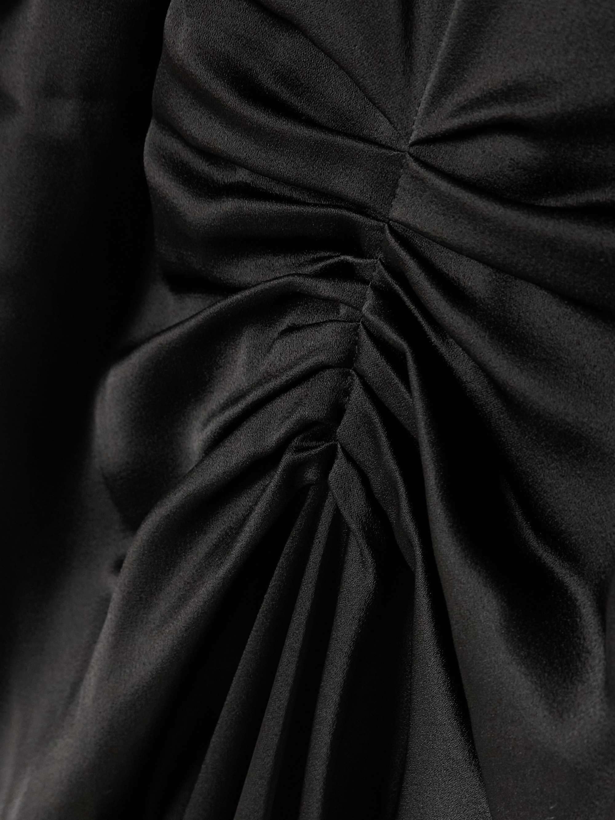 VICTORIA BECKHAM 