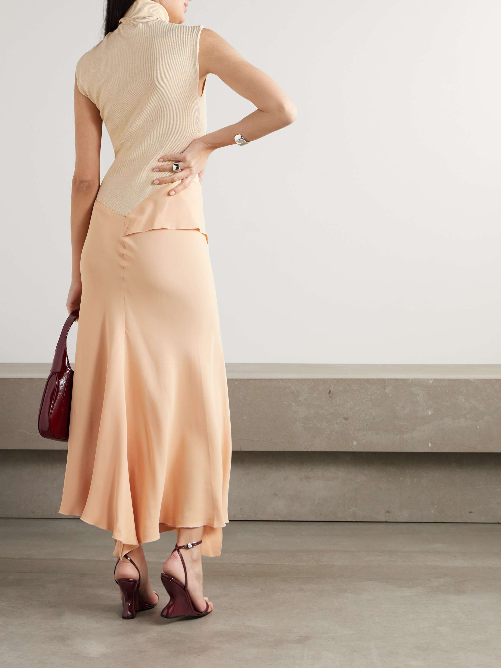 VICTORIA BECKHAM 