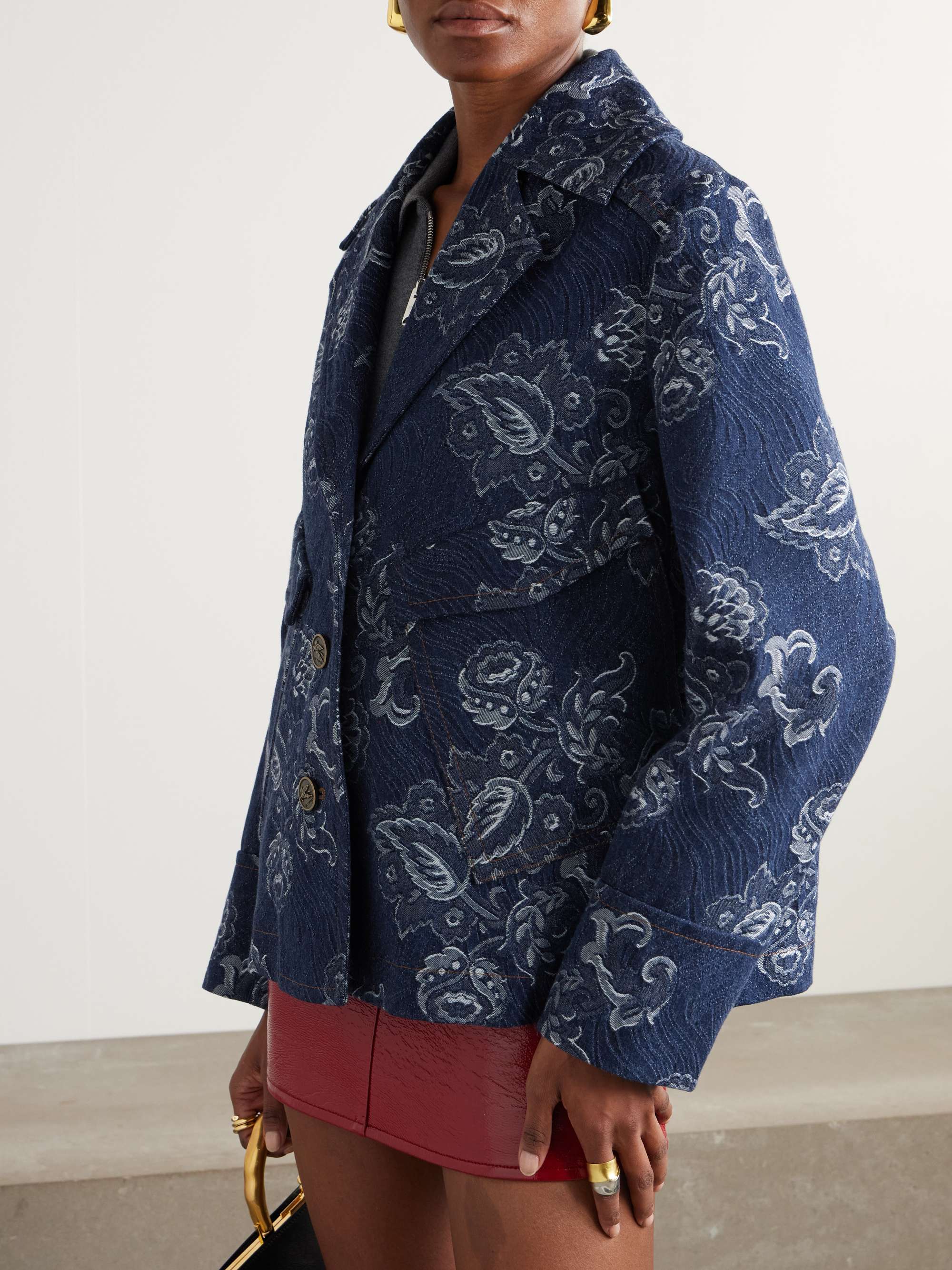 ETRO 