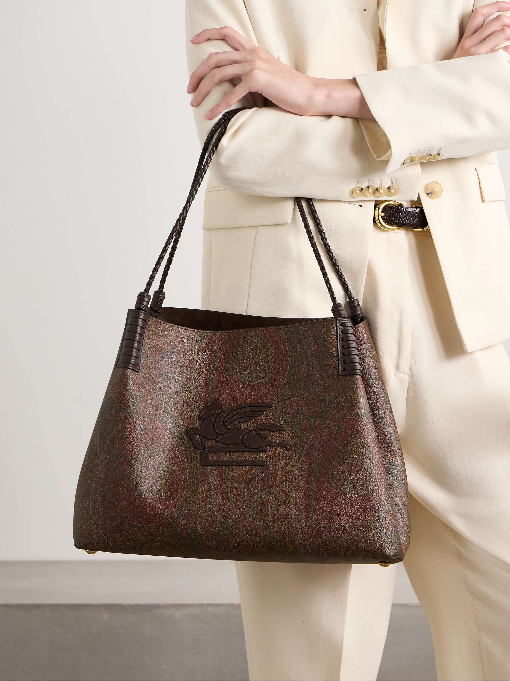 ETRO 