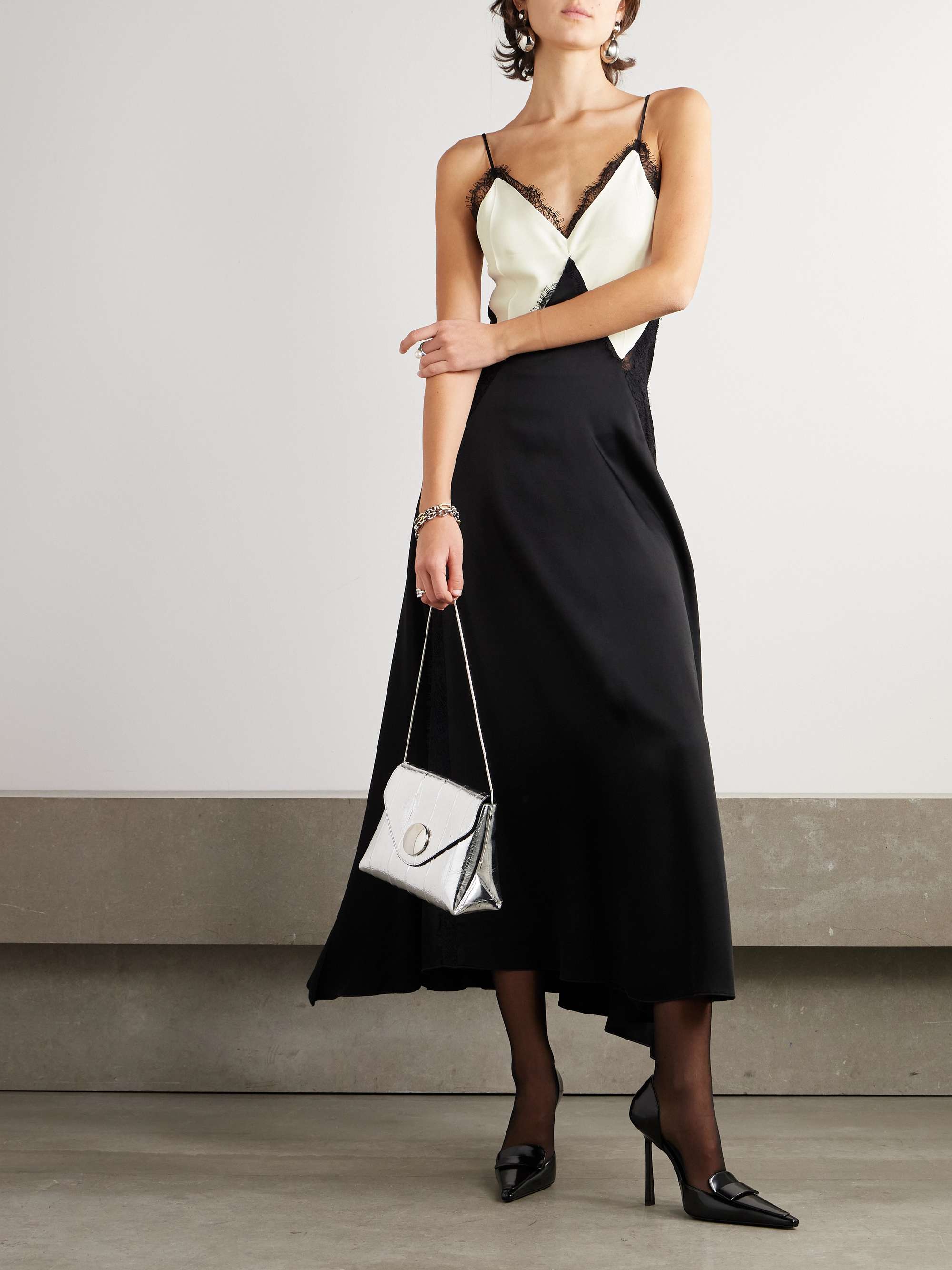 VICTORIA BECKHAM 