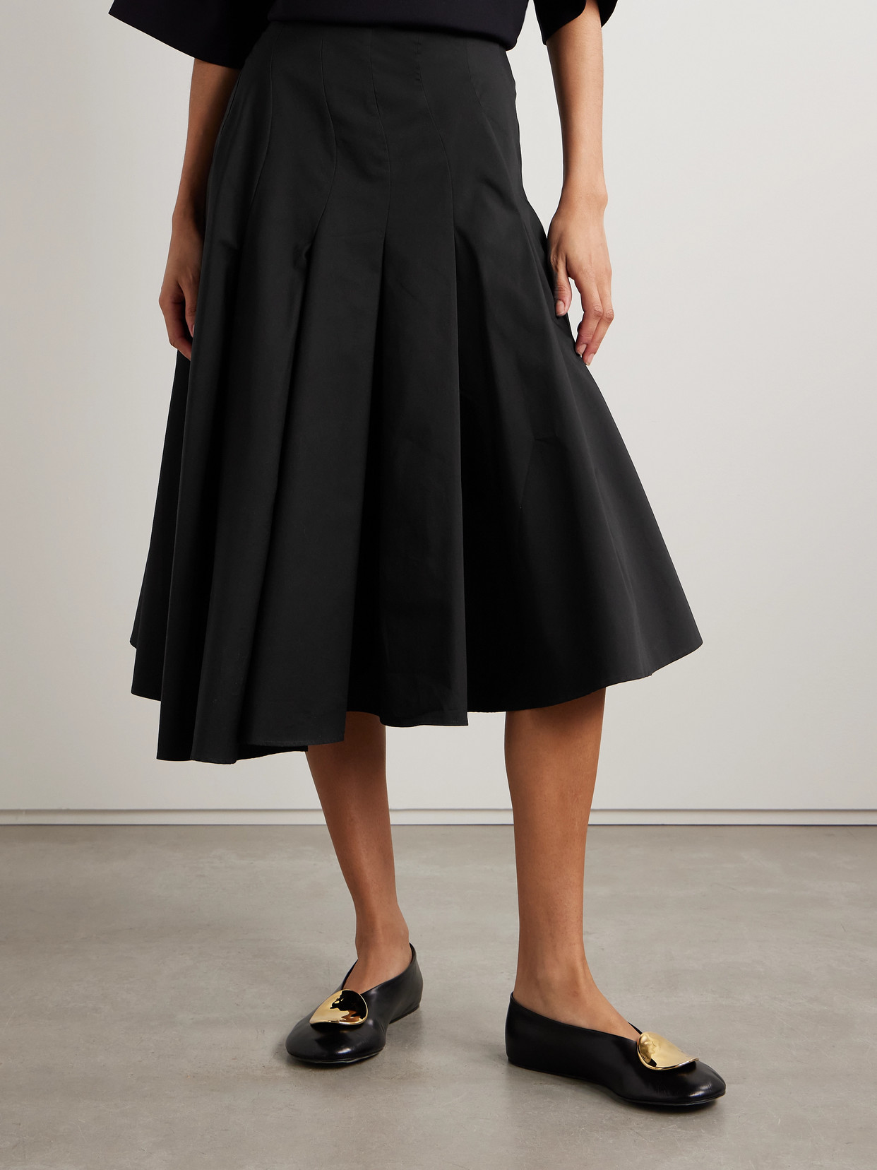 Fforme Cotton Rio Asymmetrical Pleated Midi Skirt In Black