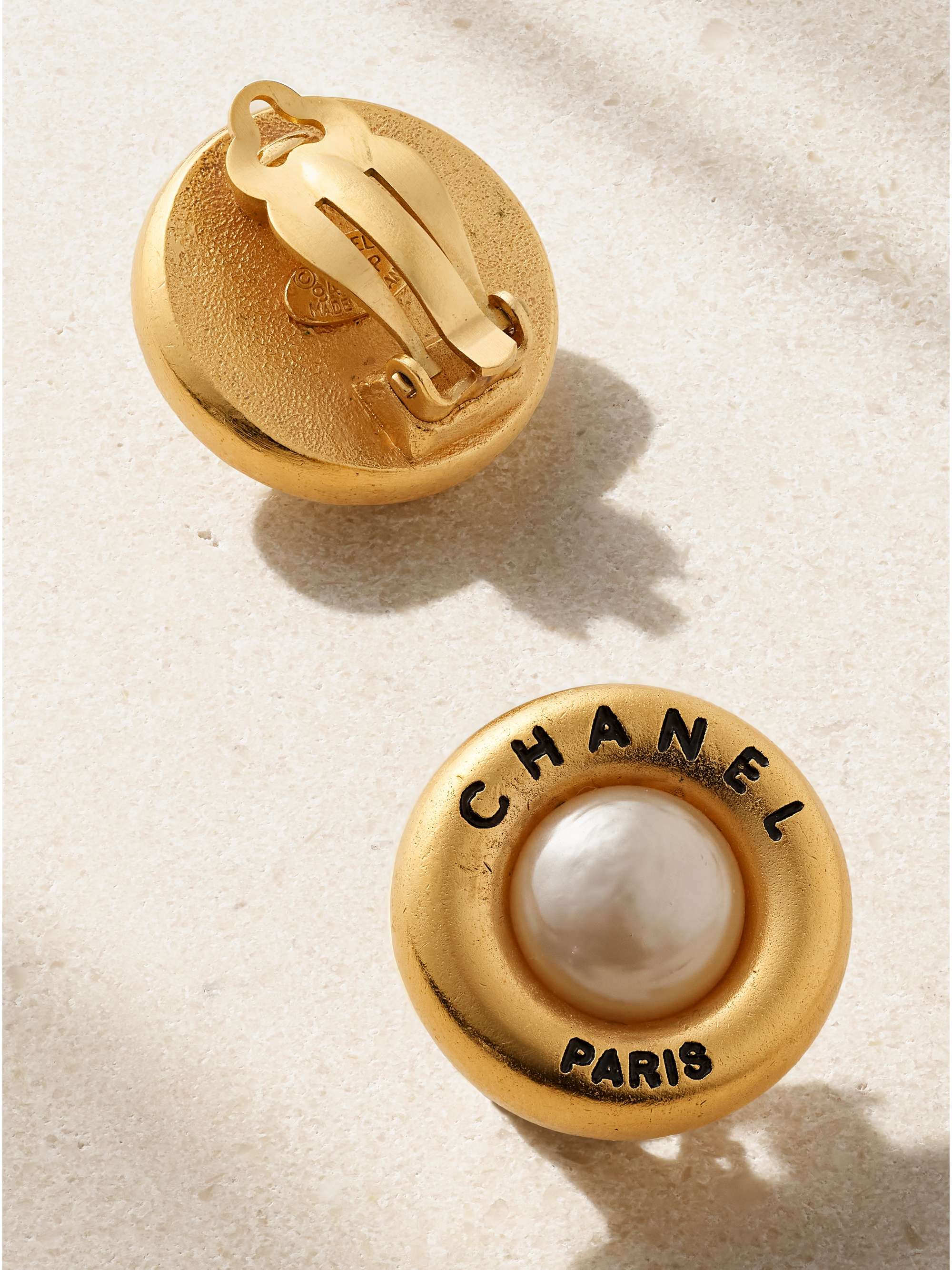 VINTAGE CHANEL 