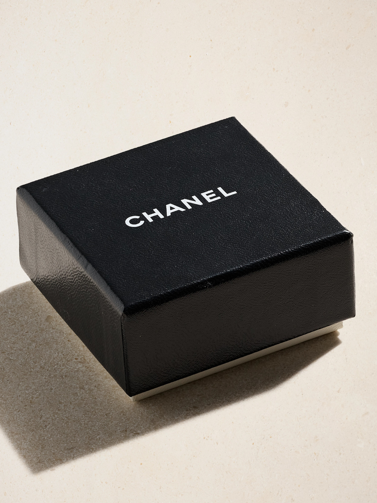 Vintage Chanel Gold-plated Faux Pearl Clip Earrings In Gold