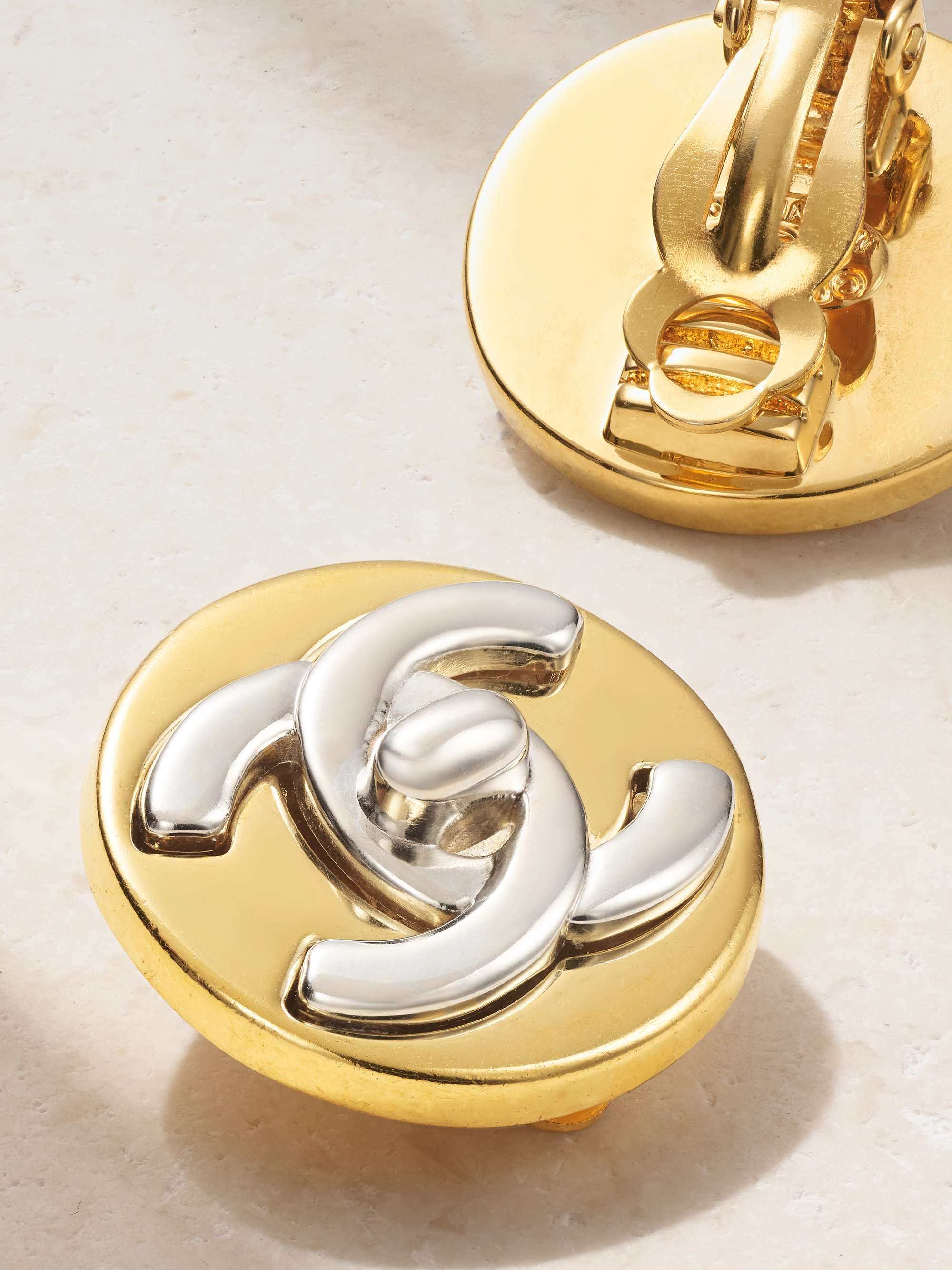 VINTAGE CHANEL 