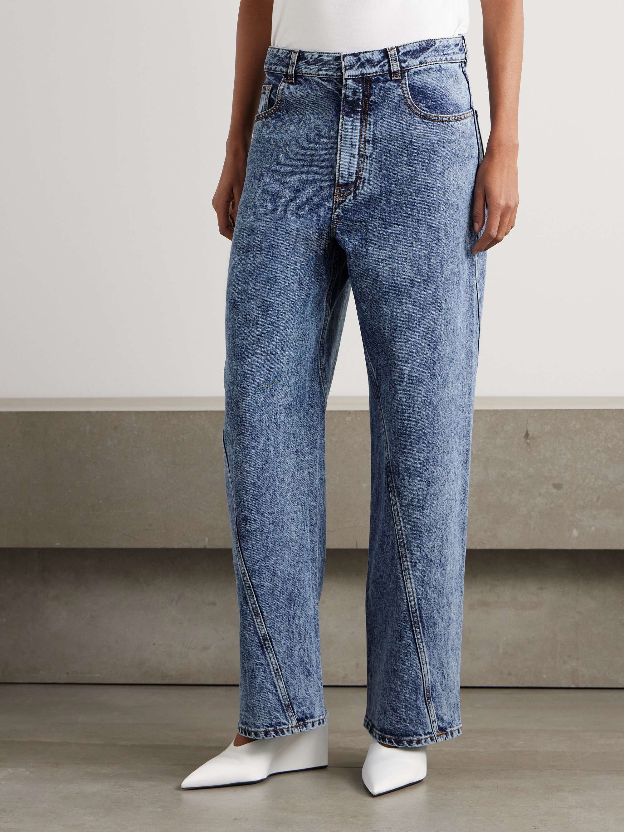 ALAÏA 
